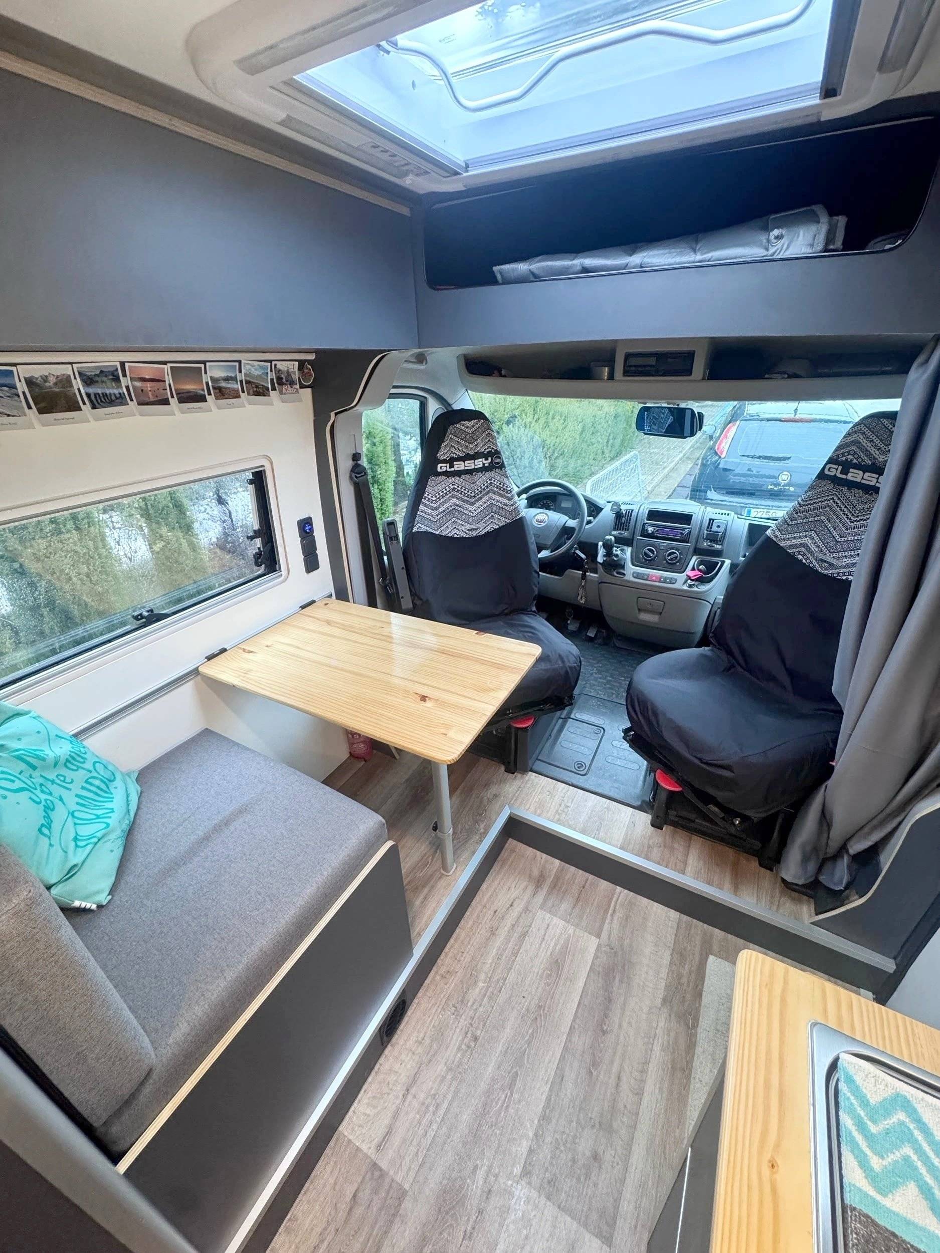 Camper Track 2,3 l 130 ch