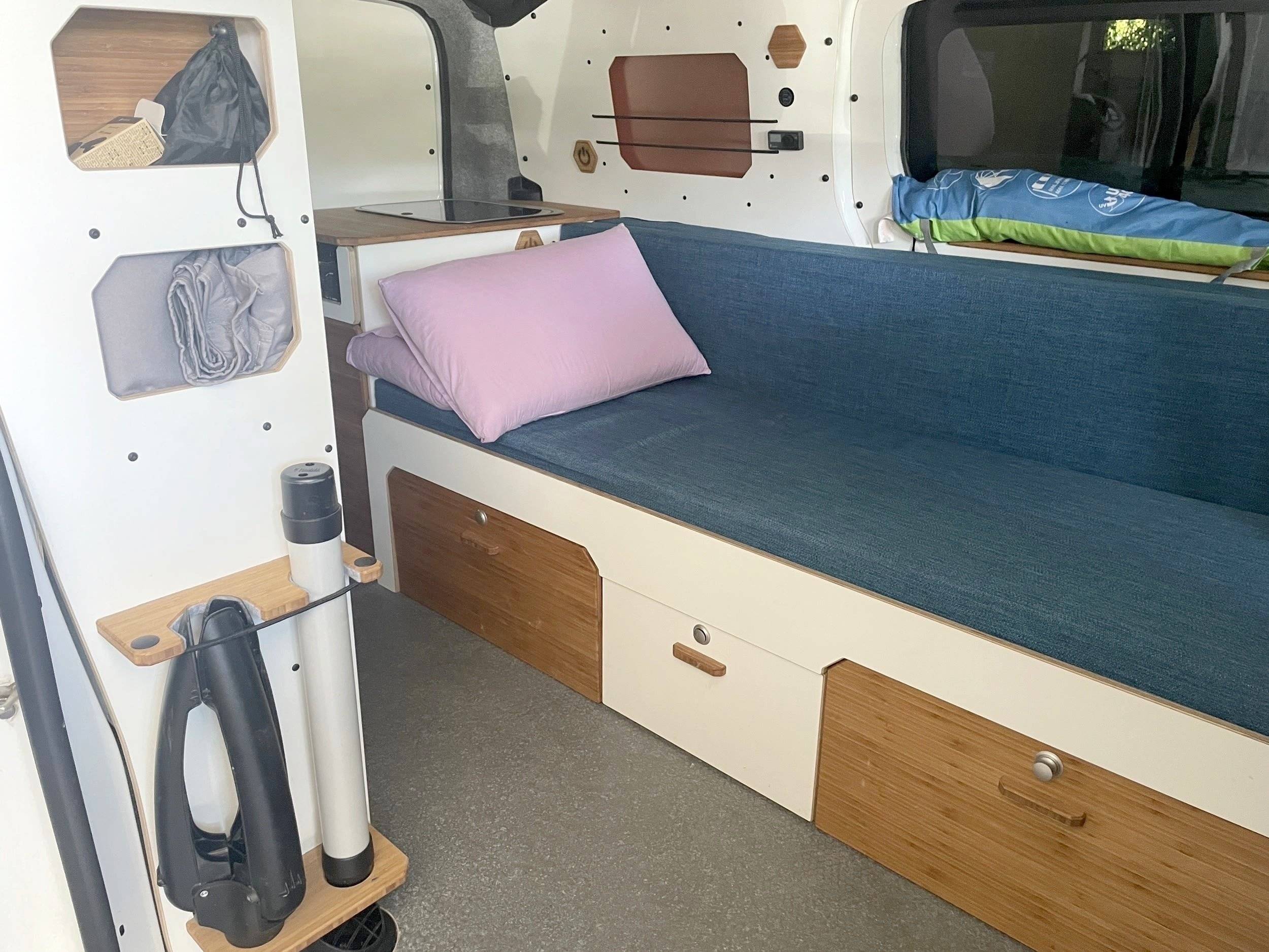 Van Mania north