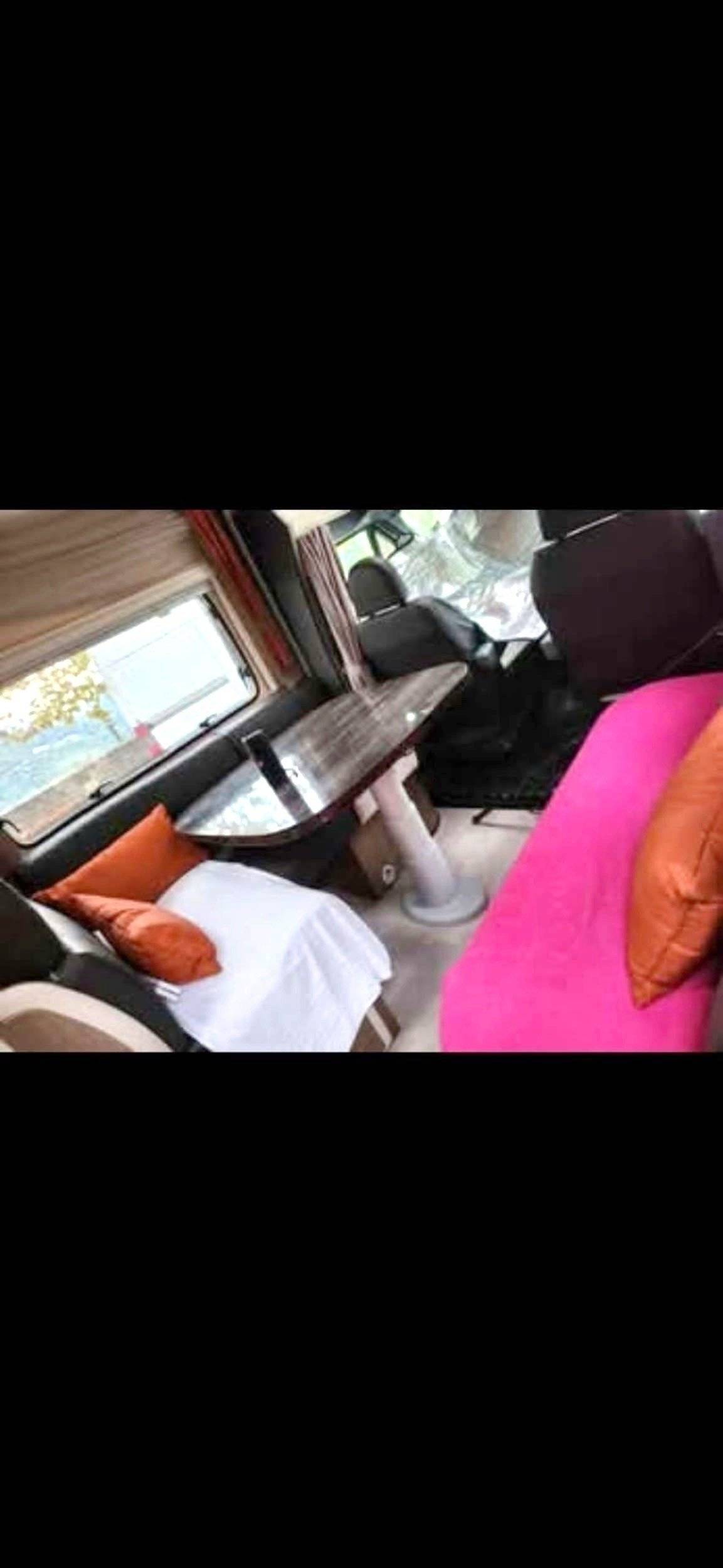 Menjador Ford - Yescapa