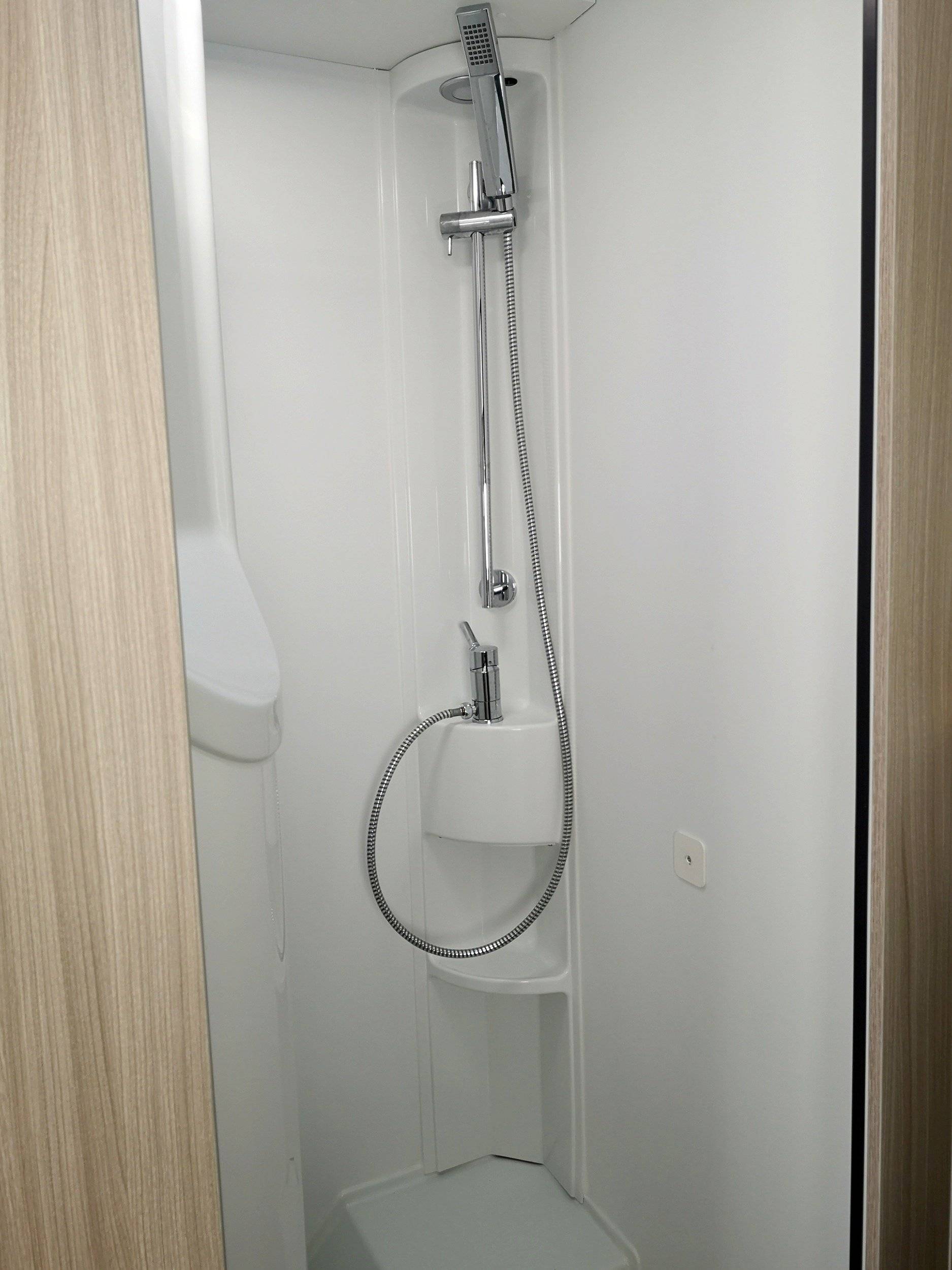 Adria Compact plus DL