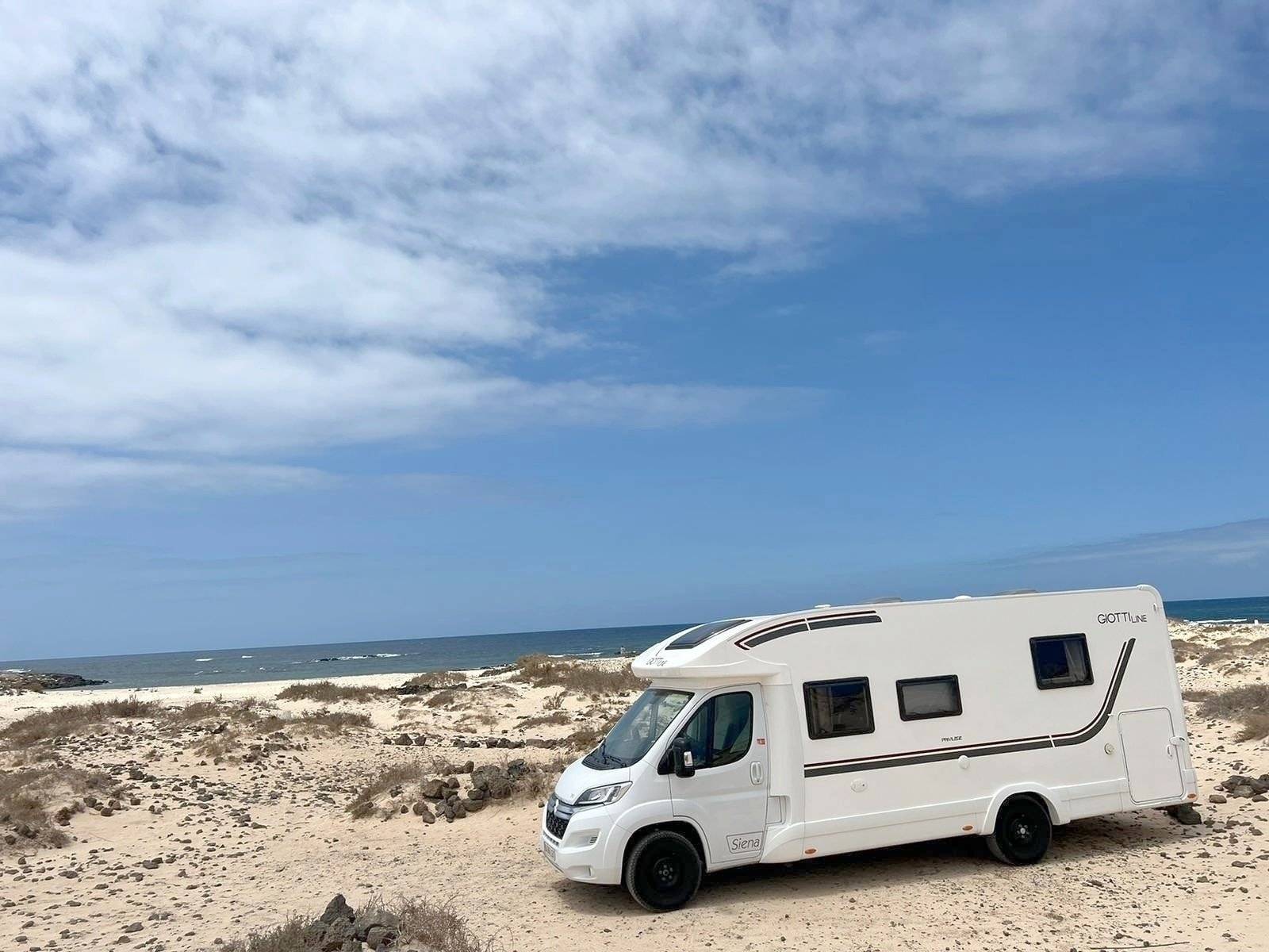 Giottiline SIENA 390 CAMA ISLA PERFILADA 5 PLAZAS Nº 4