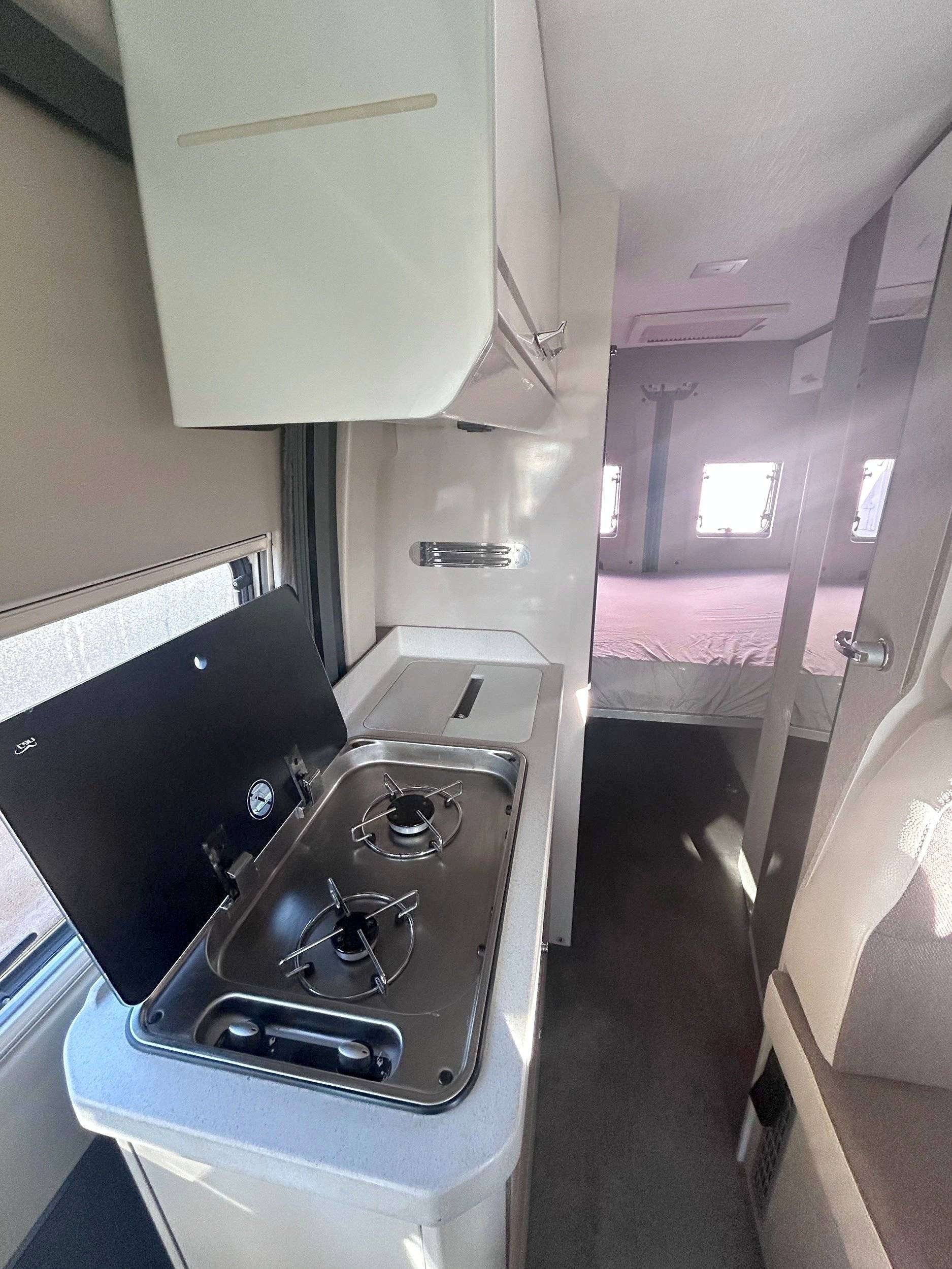 Coin repas Fiat Ducato 2,2 l Multijet 130 ch. - Yescapa