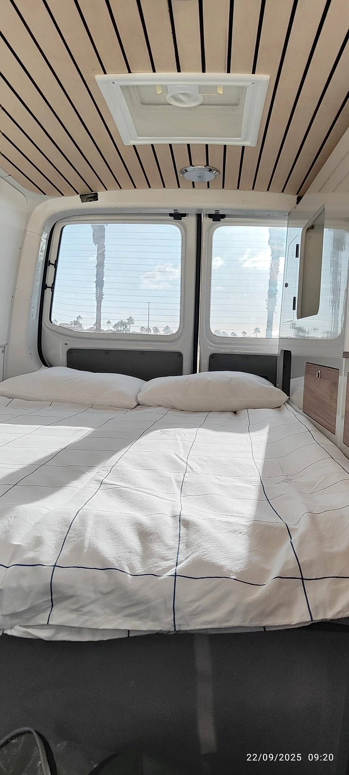 Volkswagen T5 2,0 l 84 ch