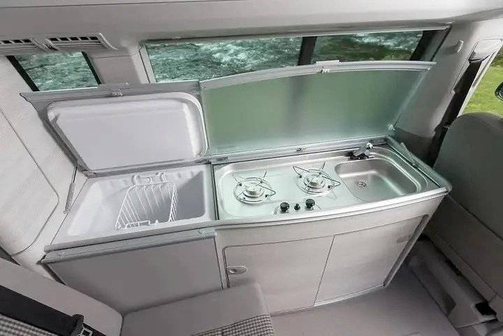 Volkswagen Volkswagen T6.1 California COAST