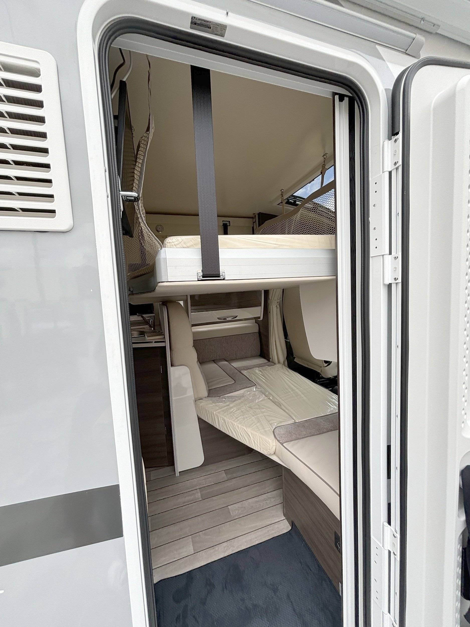 Mclouis Master 2,3 l 165 ch