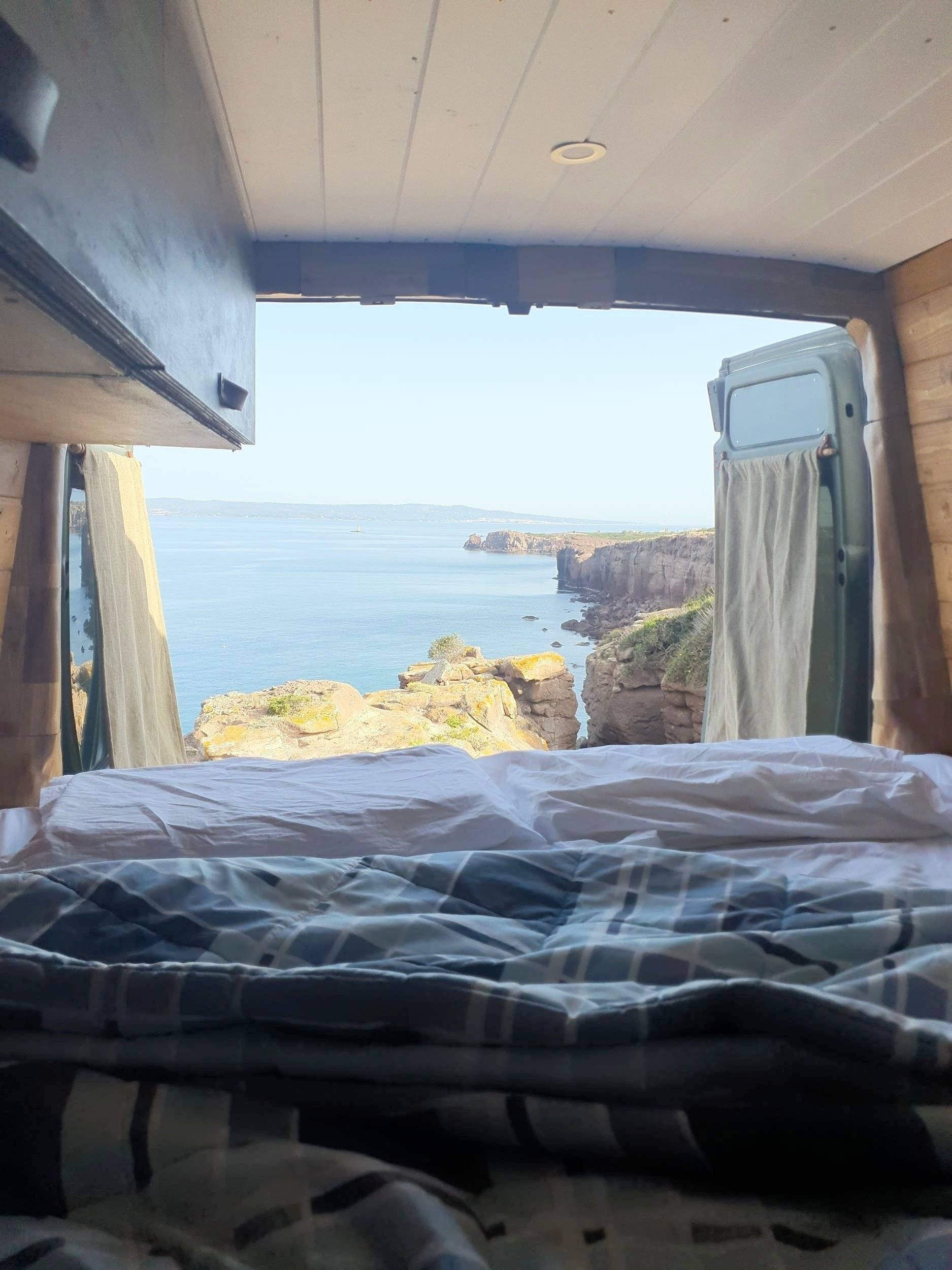 Custo Van Iveco Daily 35S16A8V,Hi-Matic,Klima,ZV,Radio BT