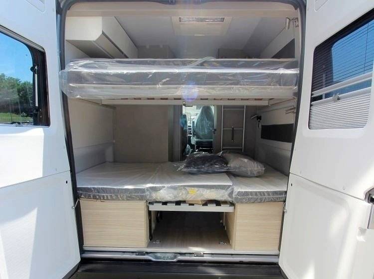 Adria Adria Twin PLUS 600 SPB Family