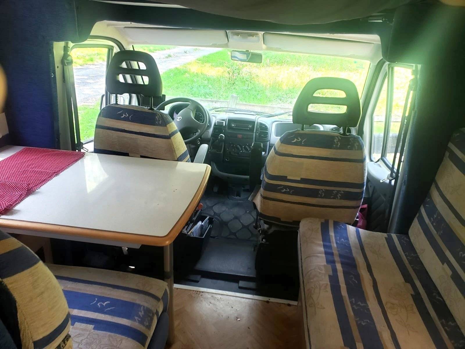 Dinette Fiat Fiat - Yescapa