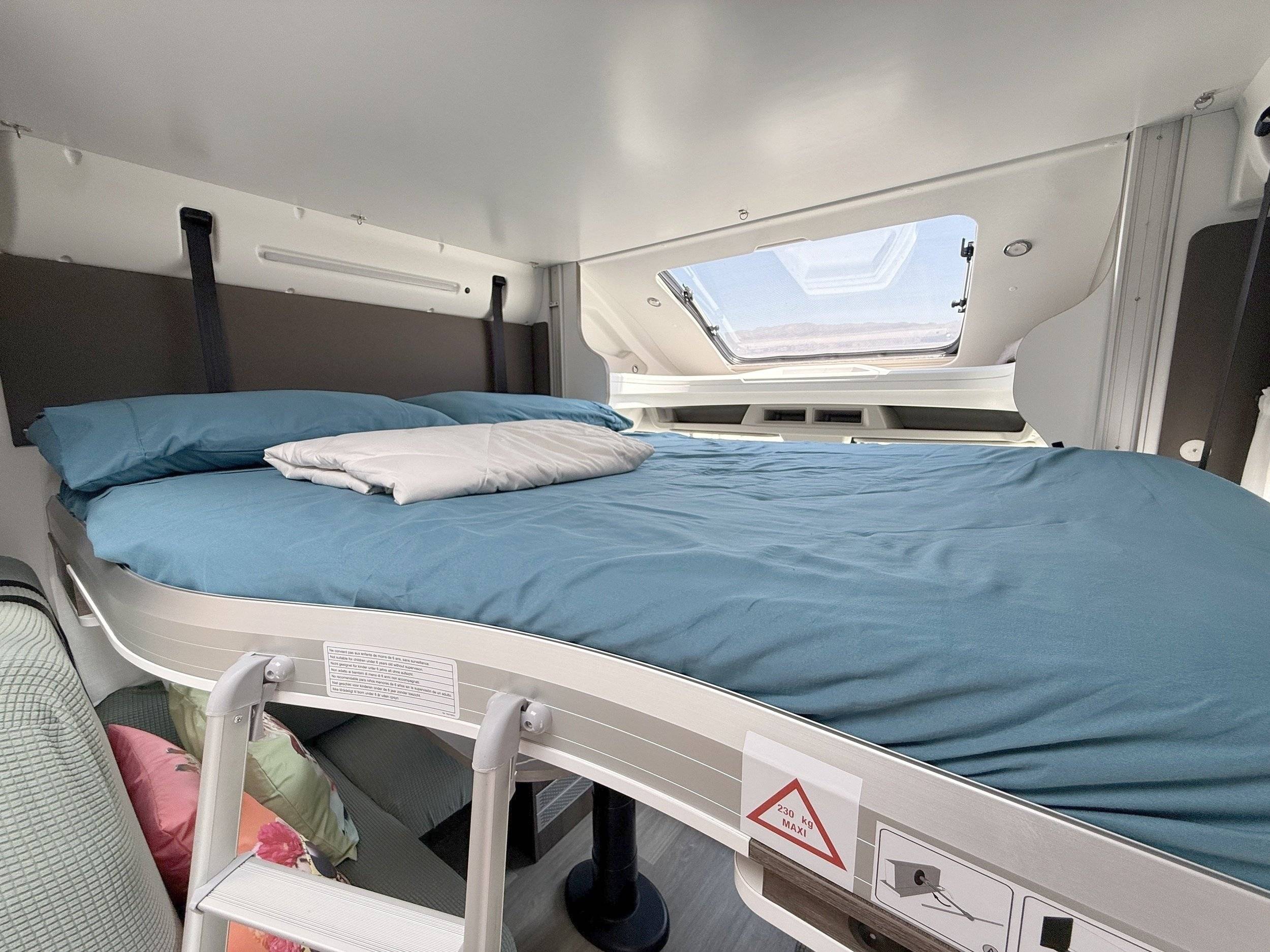 Berth Ford Transit 2.0 | 165 PS - Yescapa