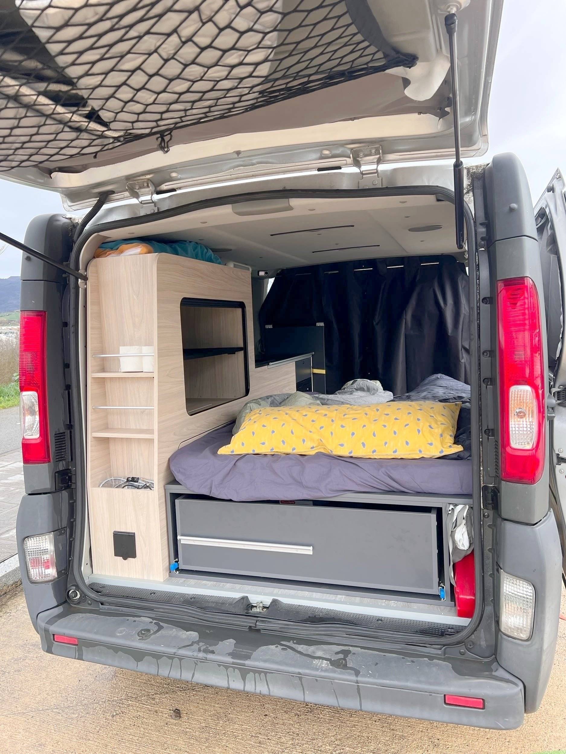 Dormidas Nissan Primastar - Yescapa