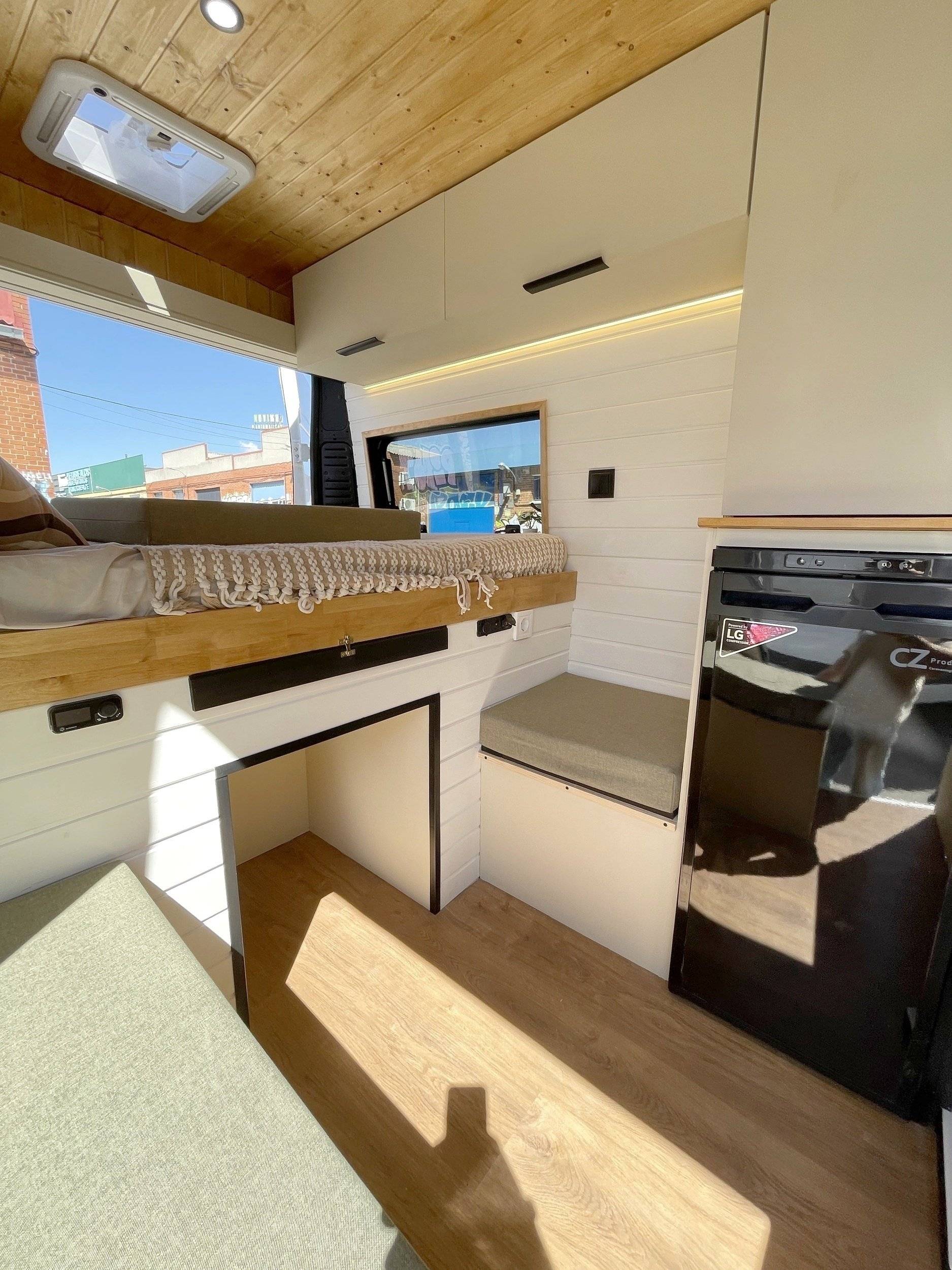 Schlafplätze Citroën Jumper BlueHDI 130 - Yescapa