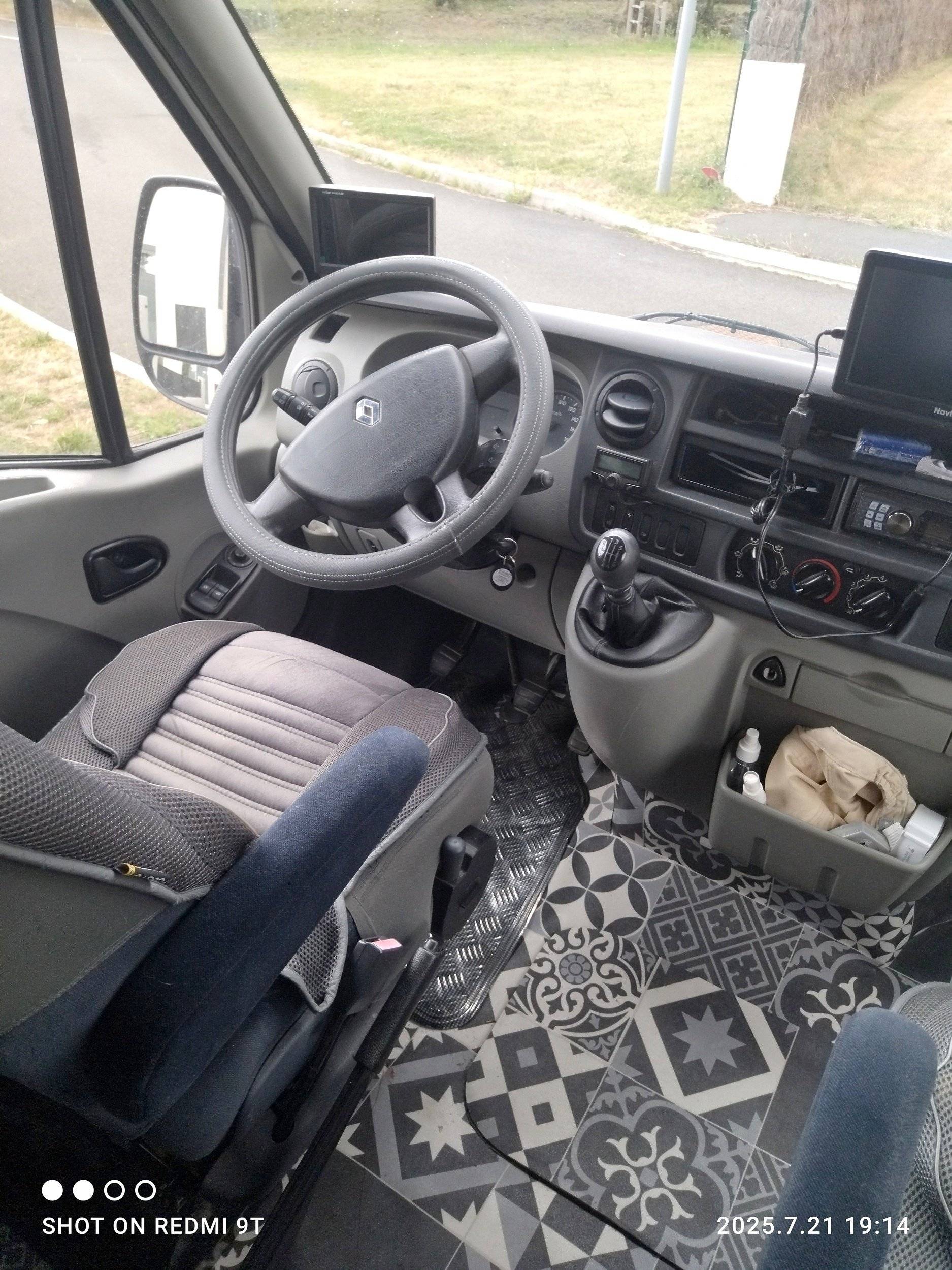 moi meme Renault master