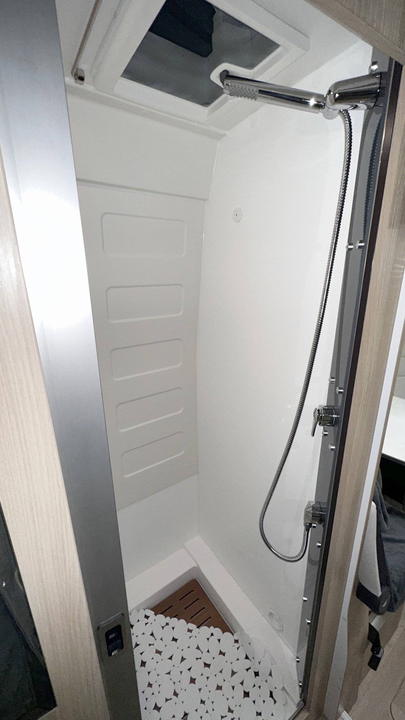 Campérêve Campérêve family van