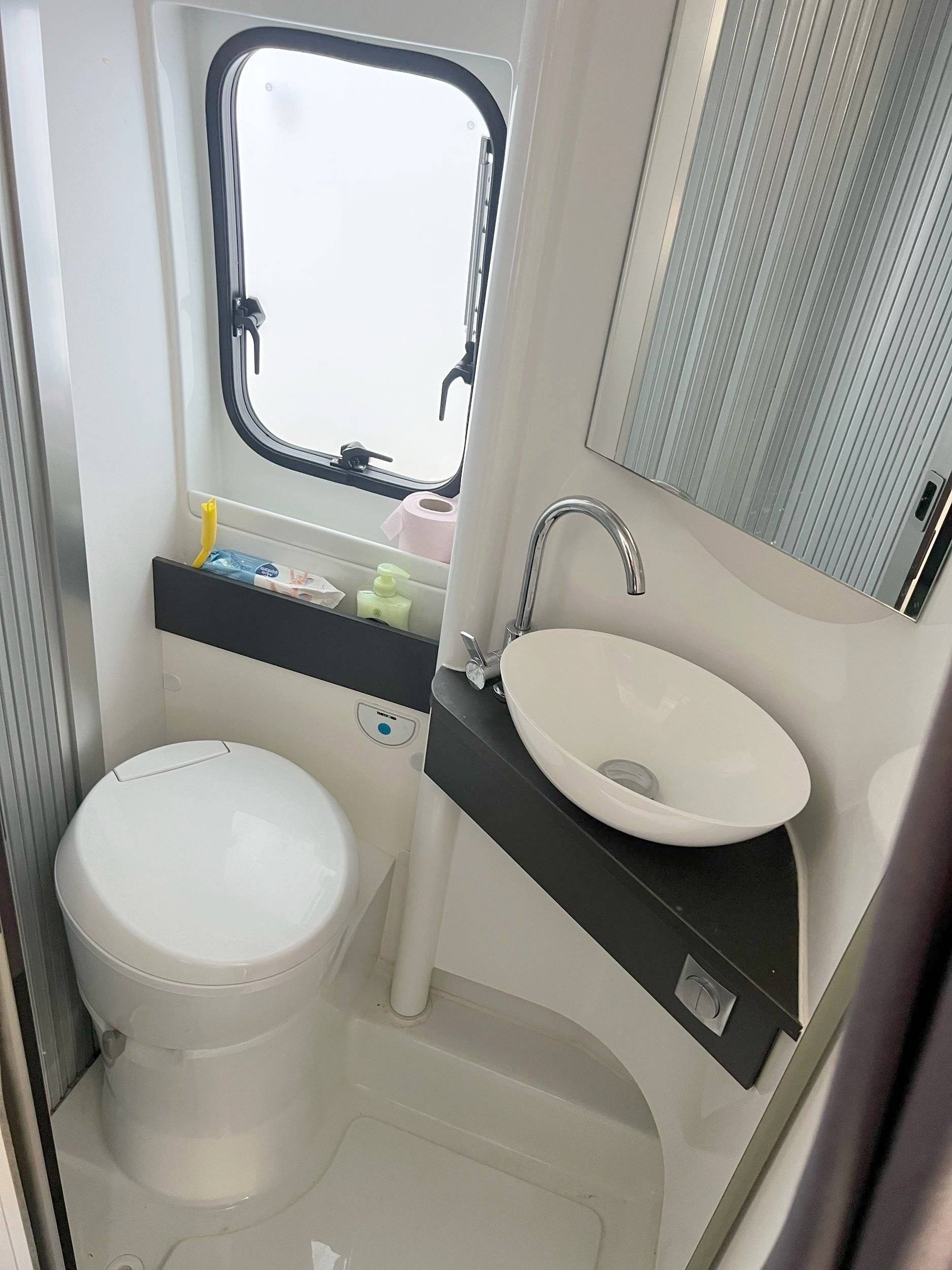 Adria 640 Slx Plus