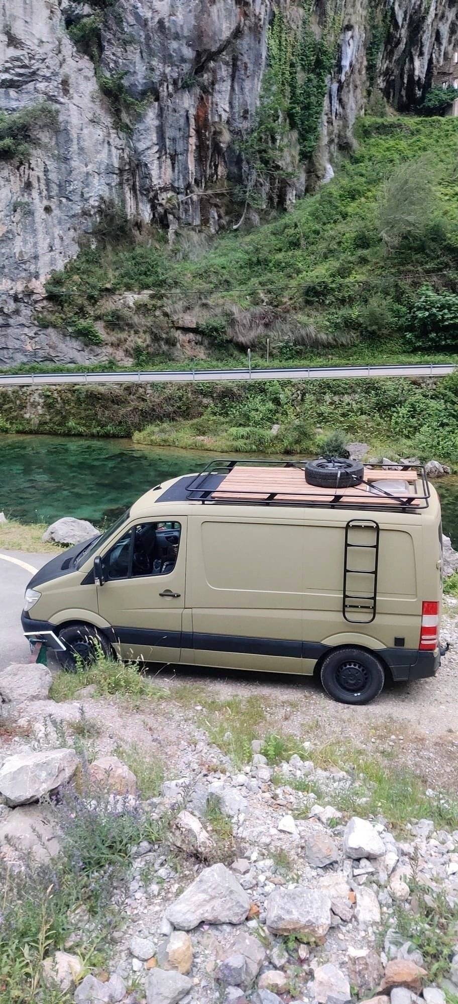 Coringa Vans Mercedes Sprinter 210