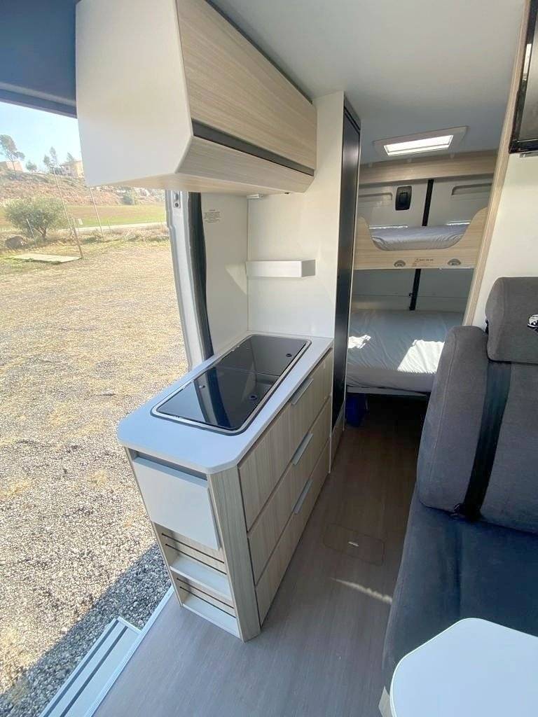 Adria Twin Axess Family 600SP