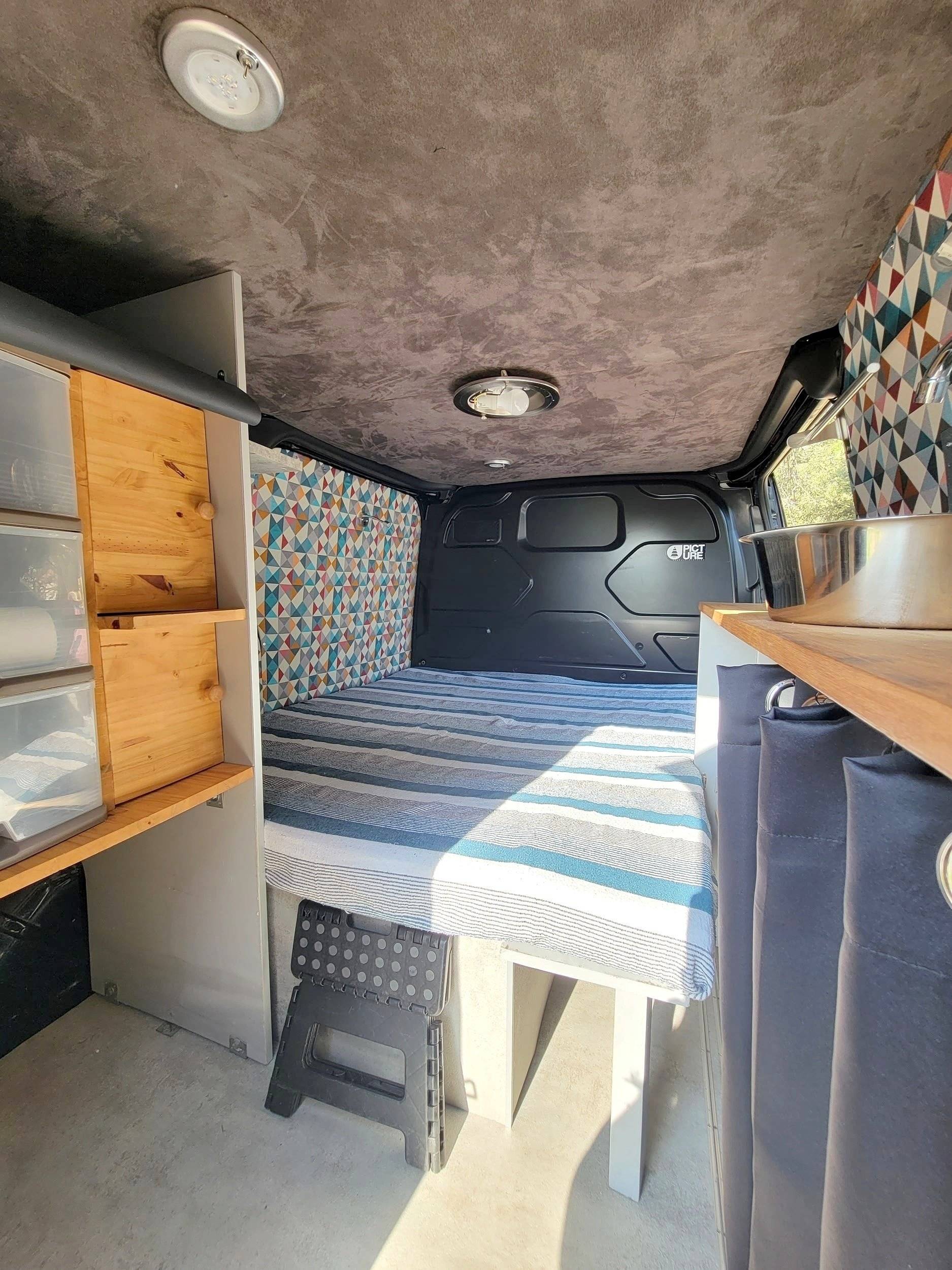 Custo Van Transporter