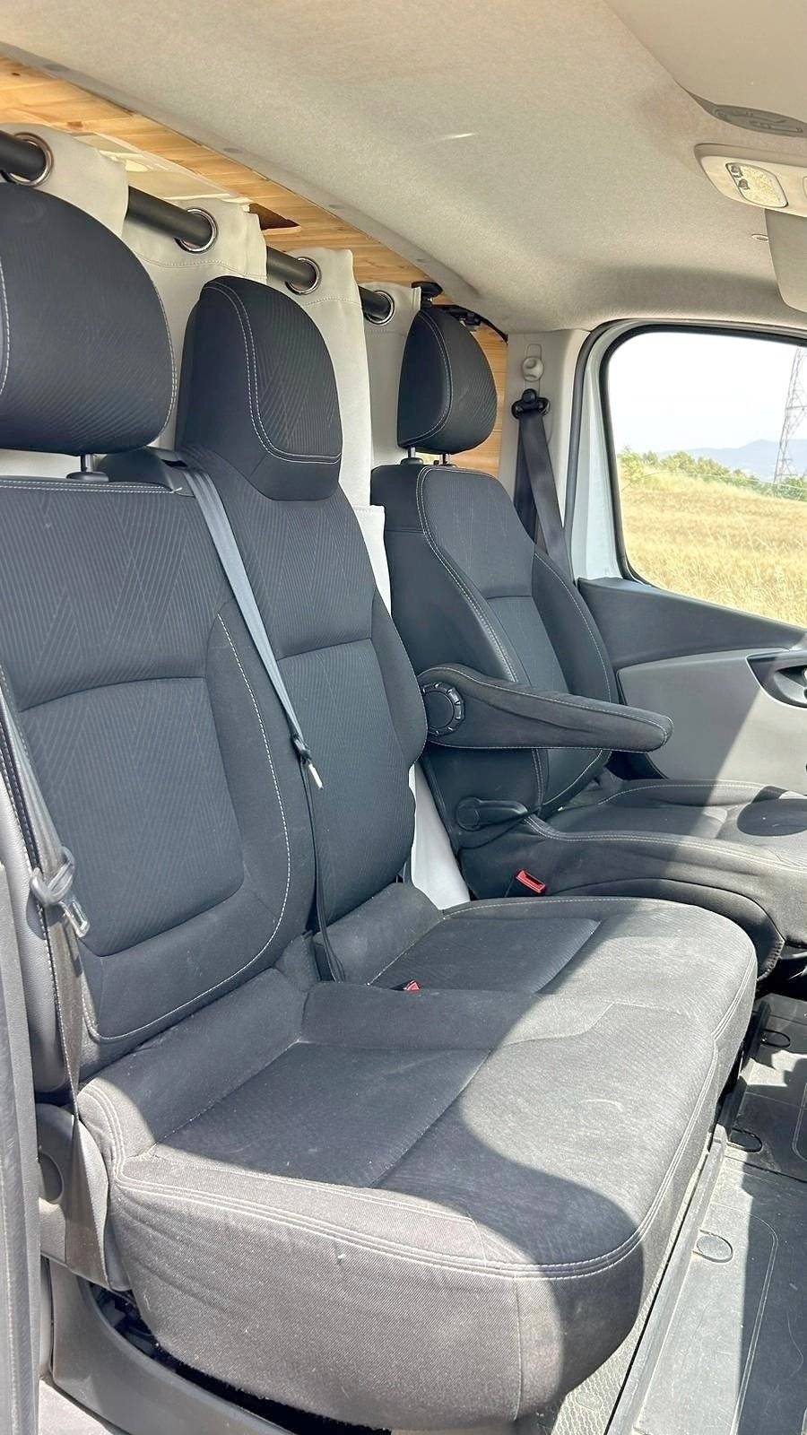 3 C Cartier/Brisebras RENAULT TRAFIC III 1.6 ENERGY DCI 145 TWIN TURBO EU6 L1H1 2.7T