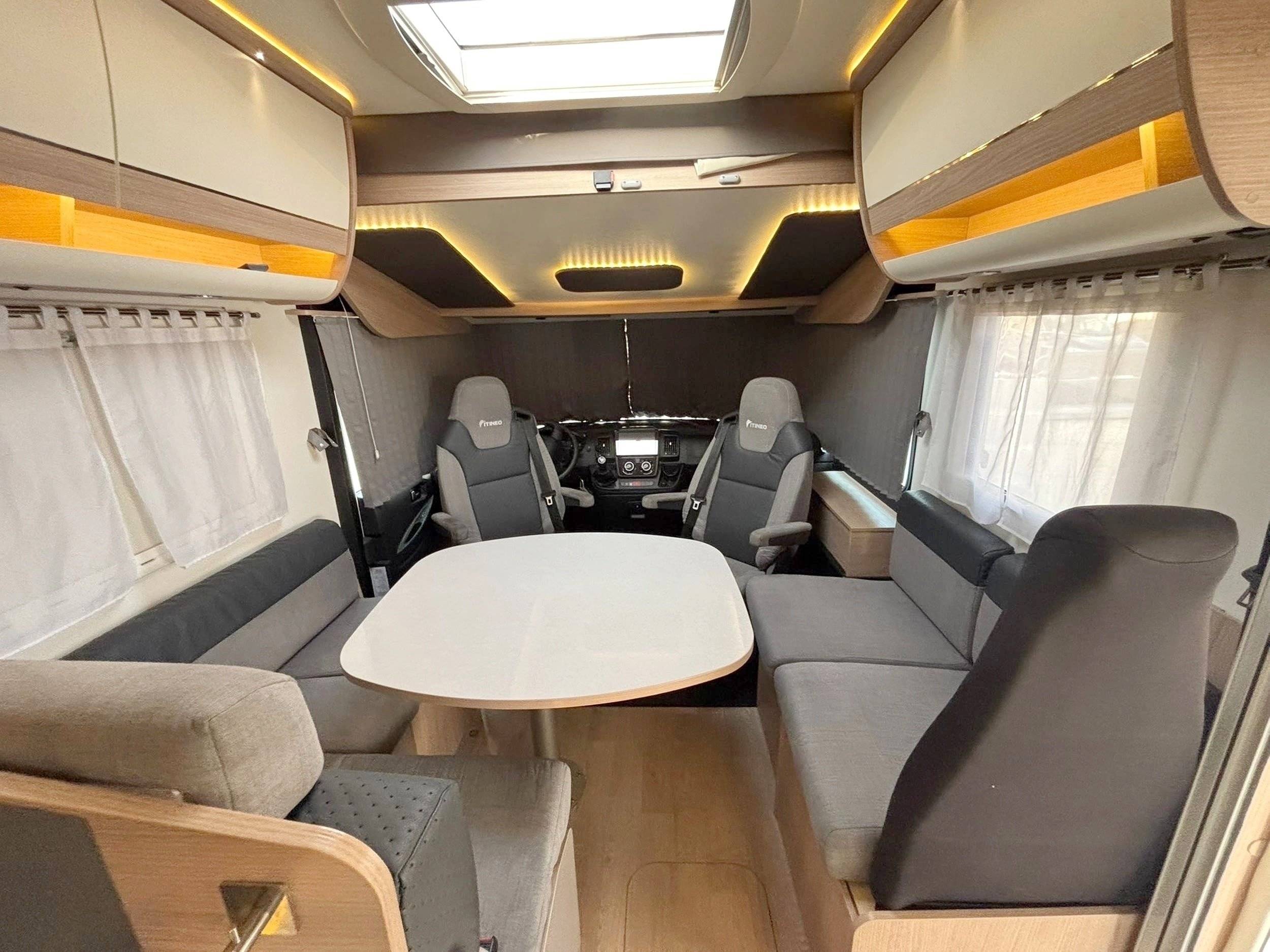 Comedor Fiat 150 - Yescapa