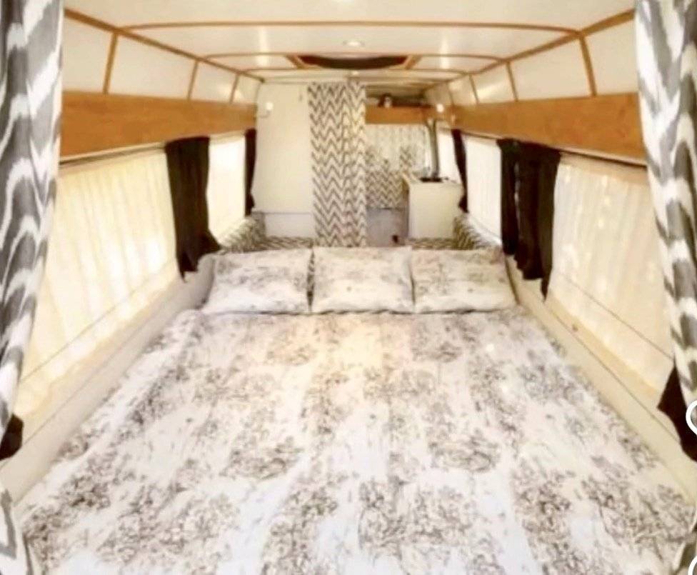 Berth Mercedes - Yescapa