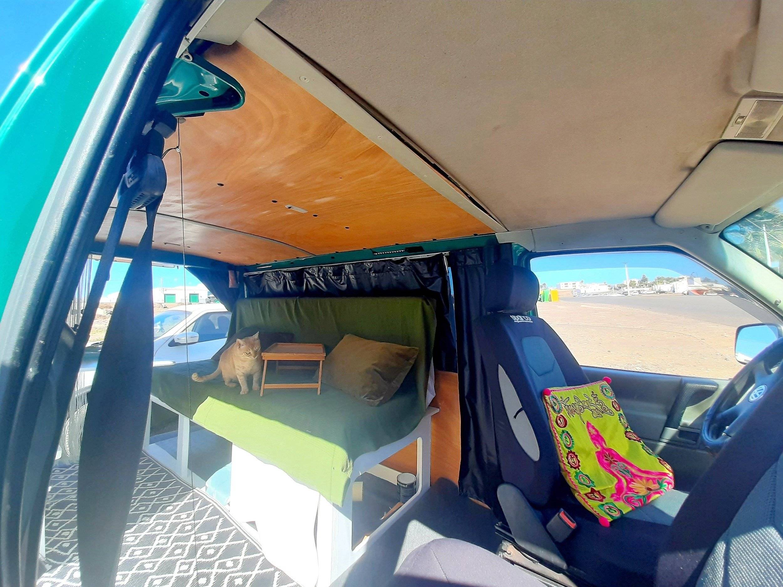 Bestuurderplaats Volkswagen Transporter - Yescapa