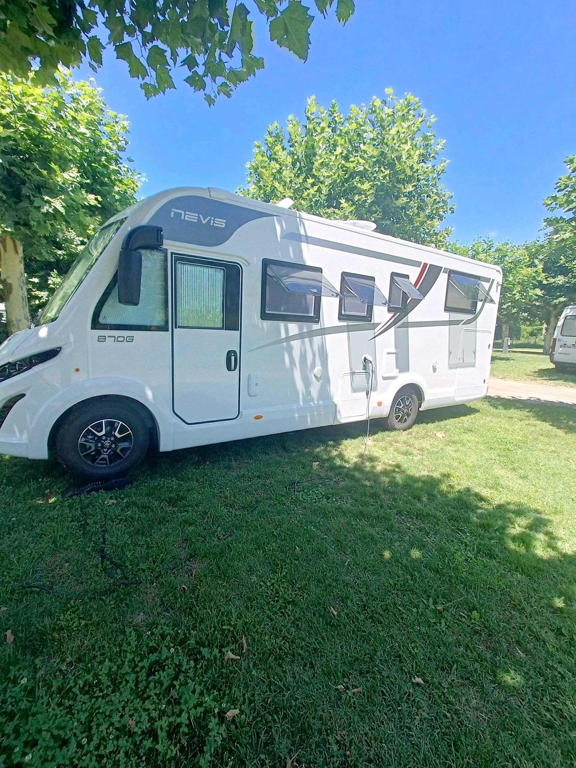 Alpes Camping-Car Alpes1