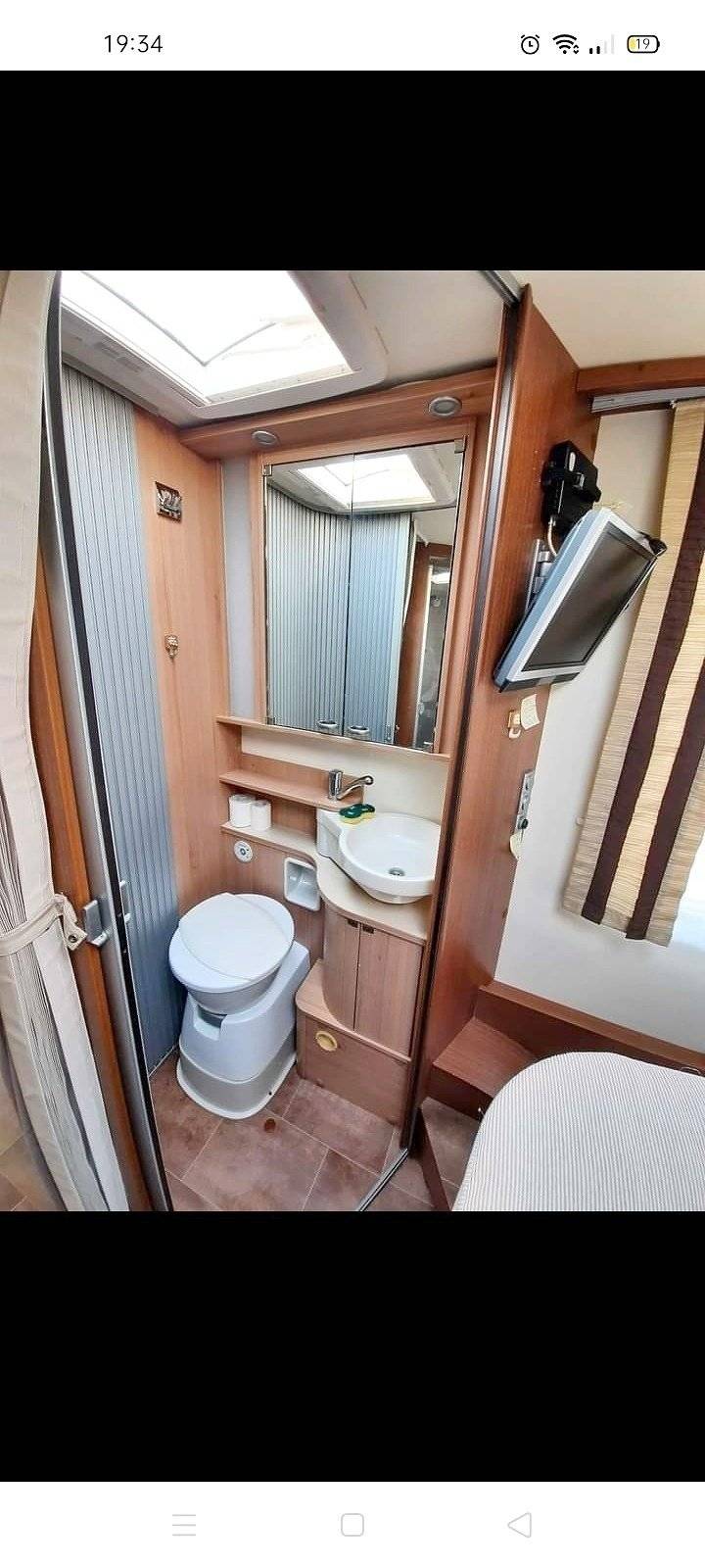 Bürstner IXEO PLUS IT 724