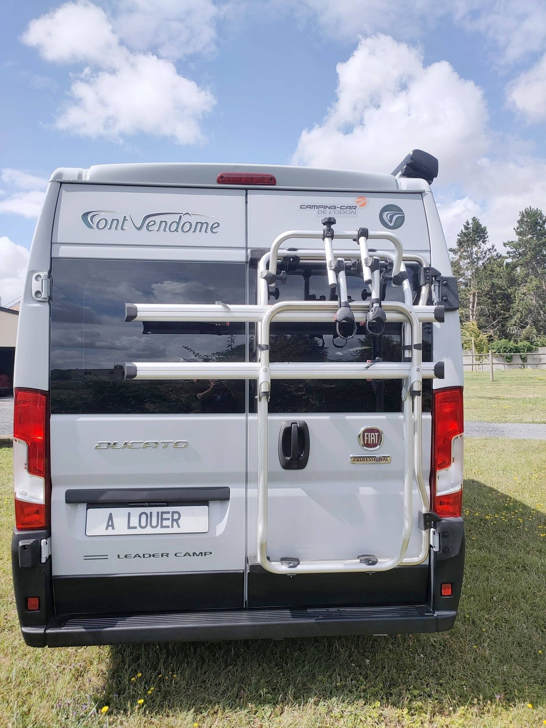 Font Vendôme Séjour Terra Van