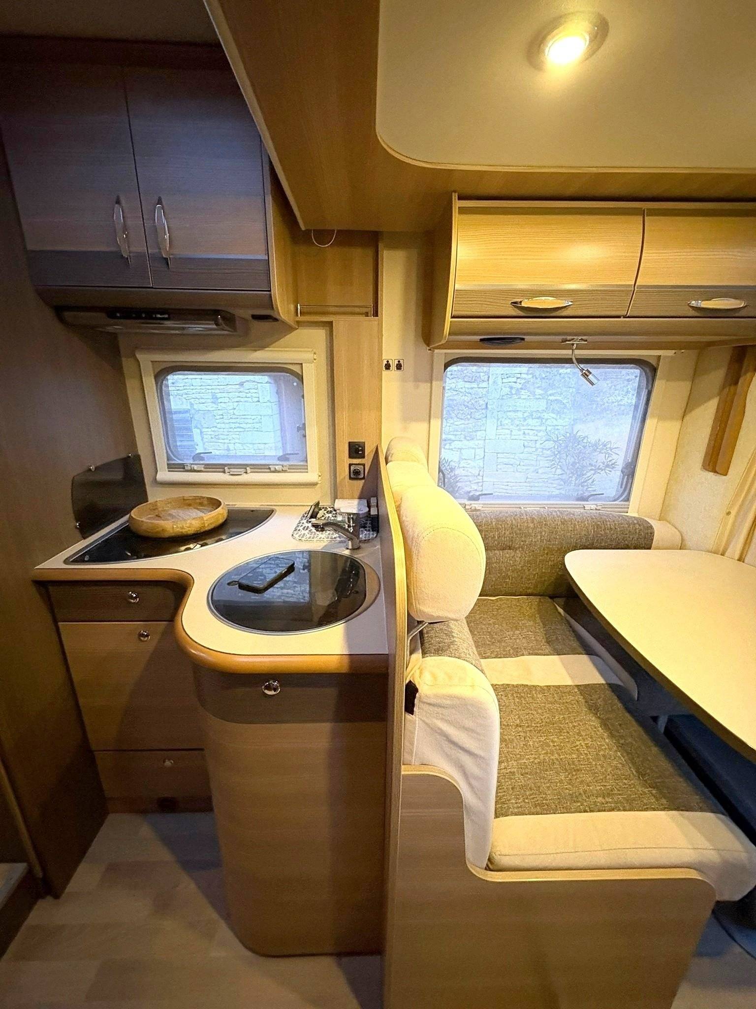 Kitchen Fiat Fiat ducato - Yescapa