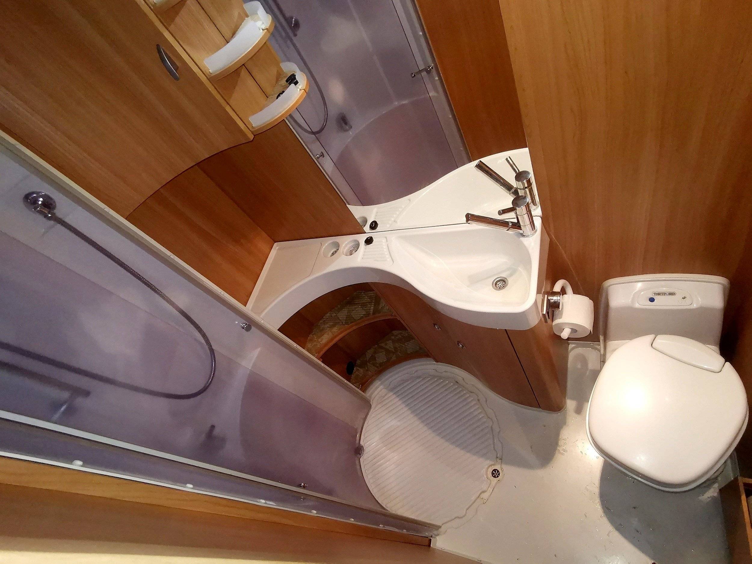 Niesmann+Bischoff Arto 64