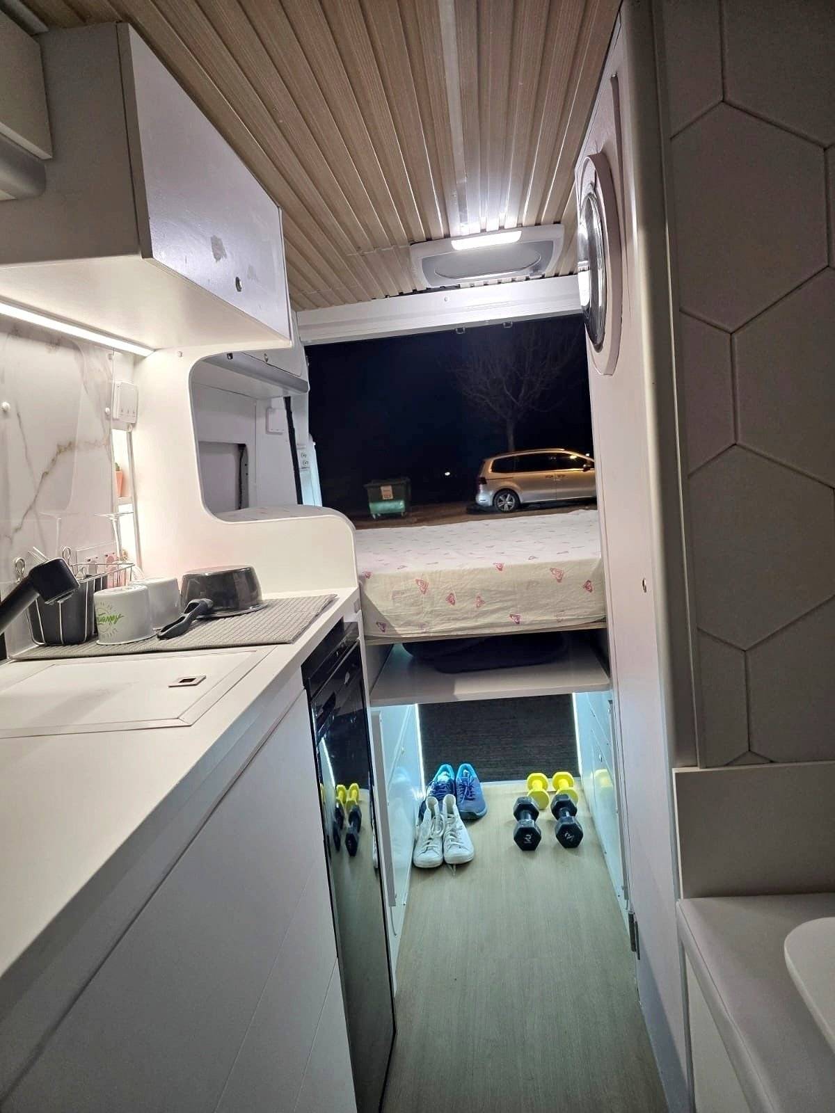 Peugeot Boxer 2,2 l hdi 130 ch