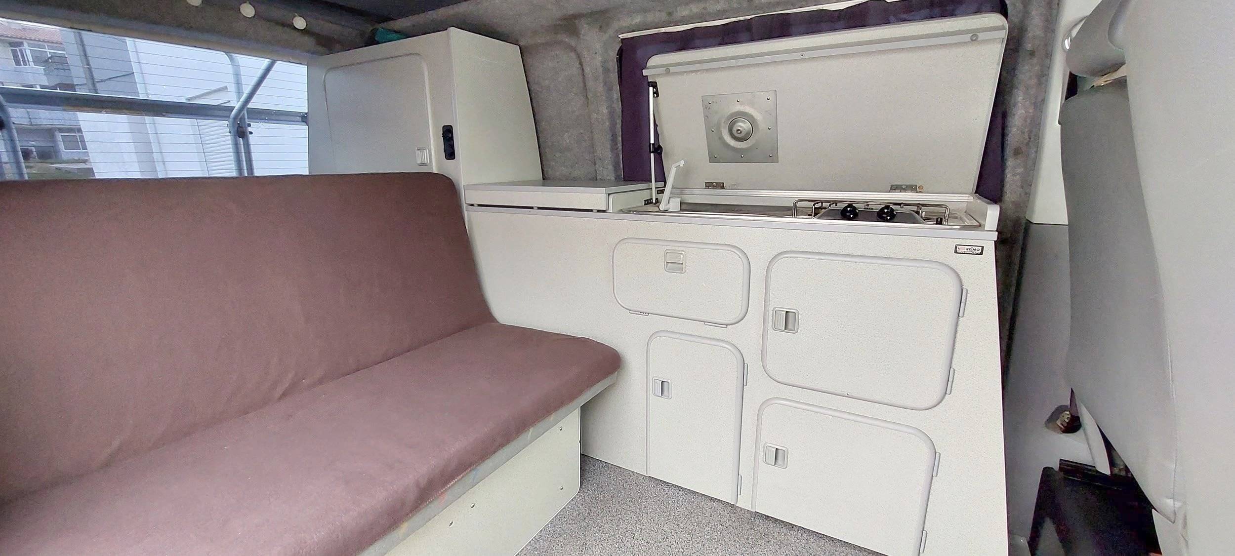 Volkswagen T5 California