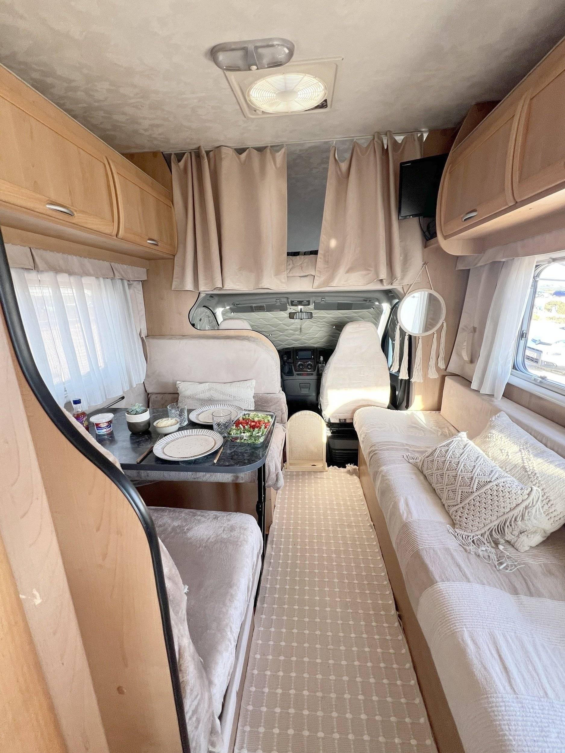 Berth Fiat FIAT DUCATO - Yescapa