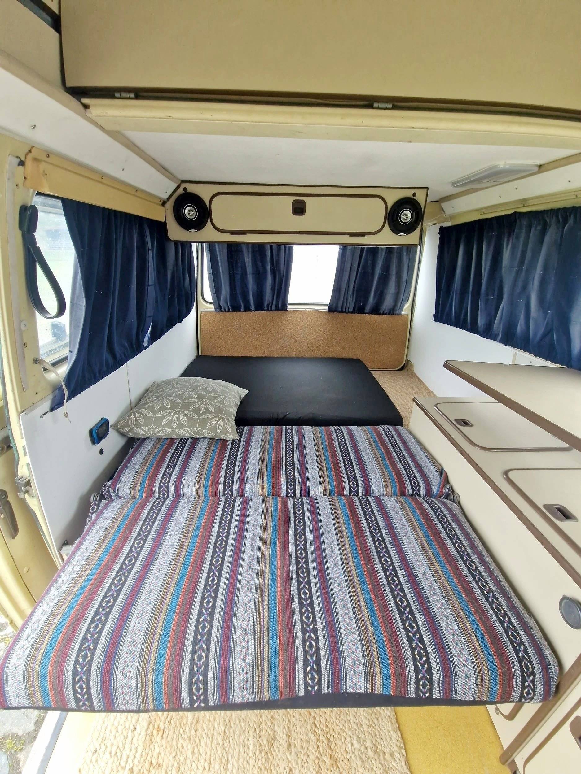 Couchages Volkswagen Transporter - Yescapa