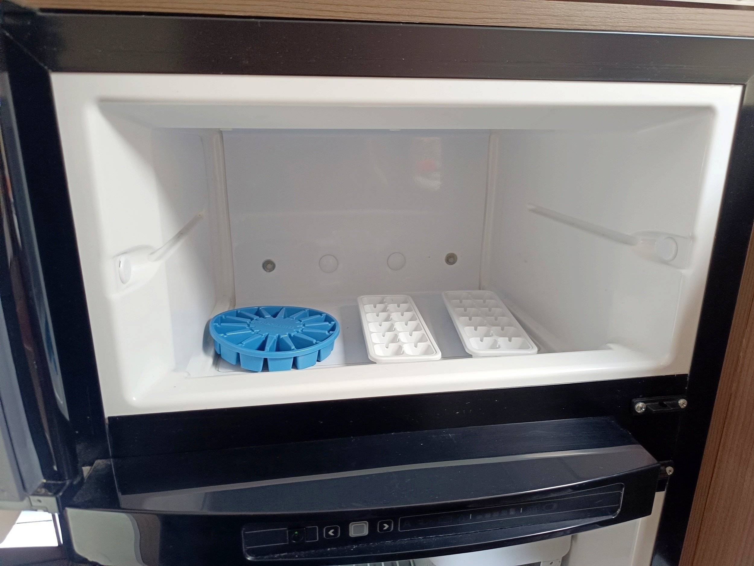 Challenger ford transit