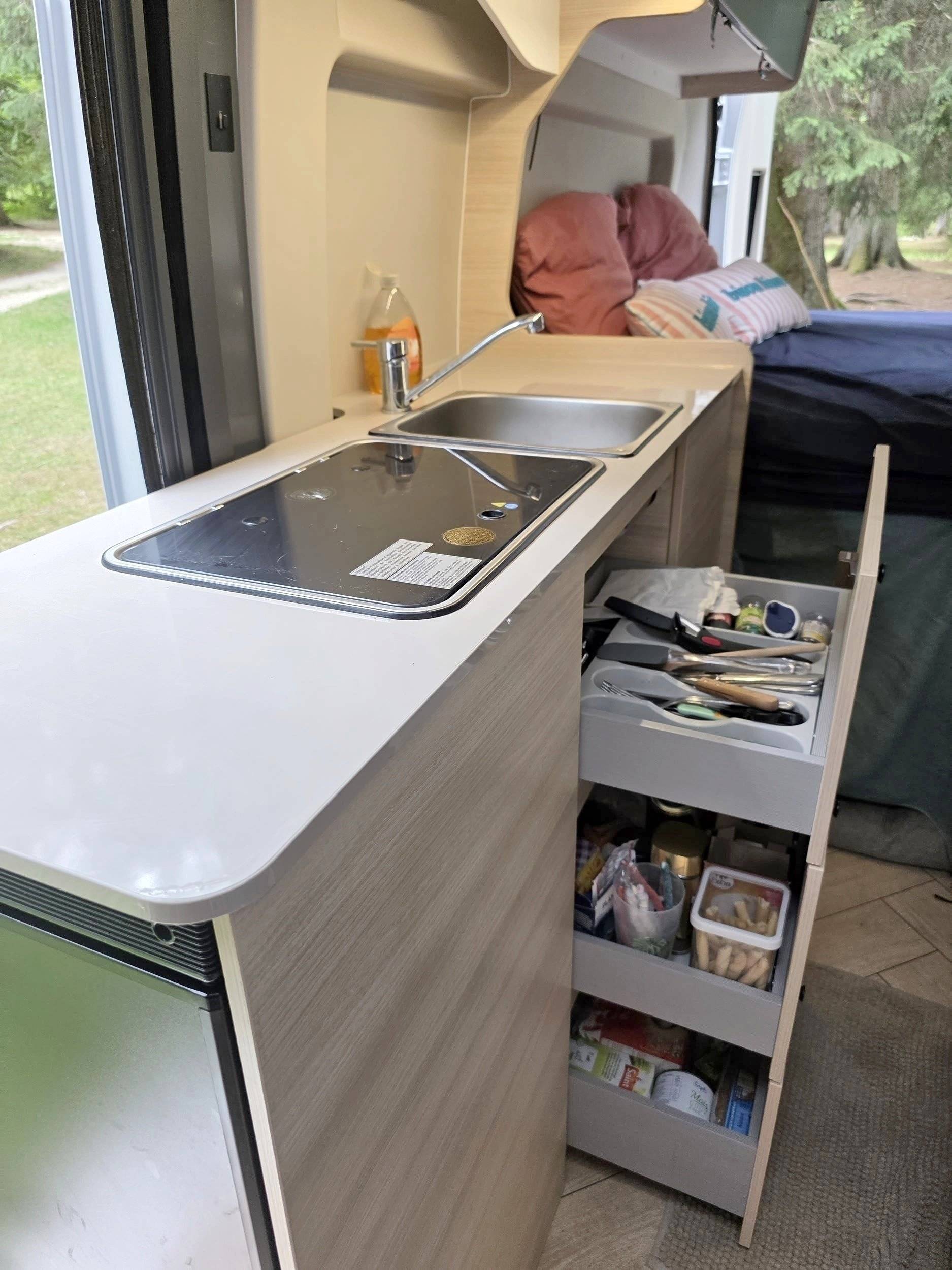 Chausson V 594 FIRST LINE