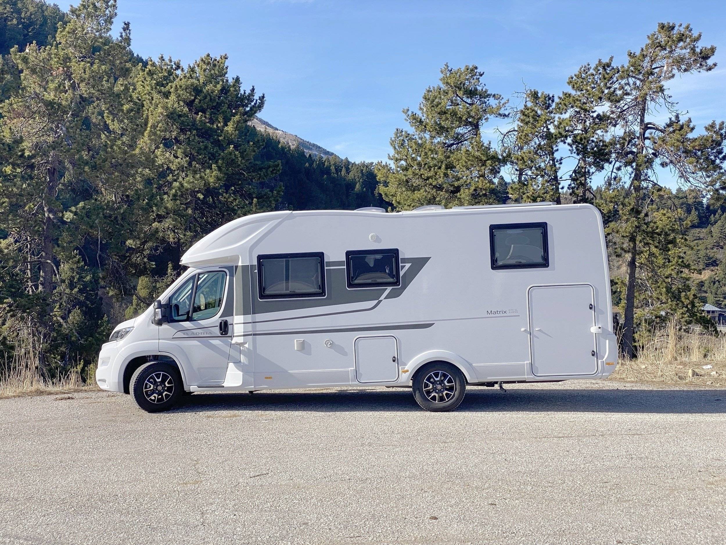 Adria Adria Matrix Axess 670 SL