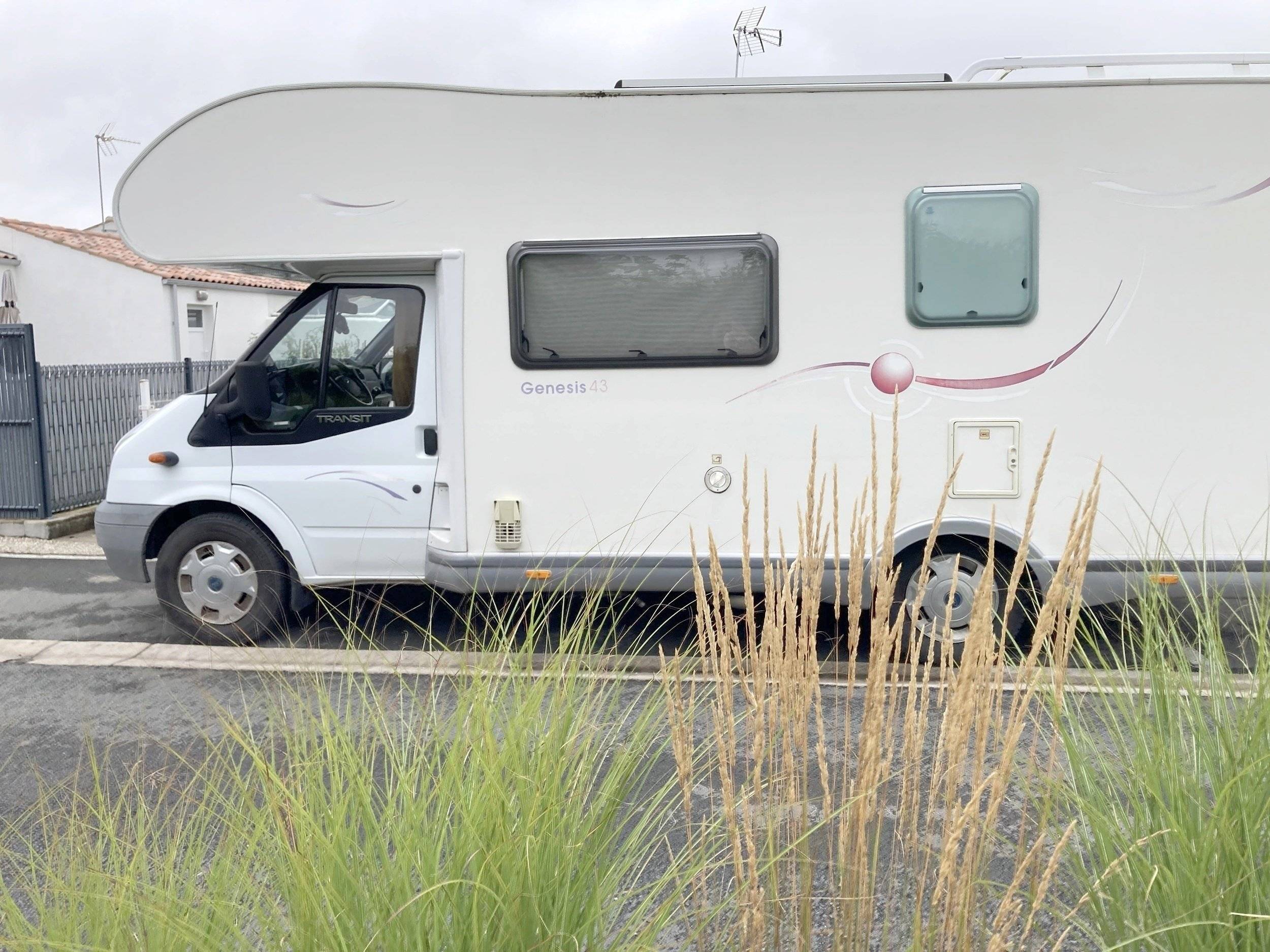 Challenger Transit 2,2 l 125 ch