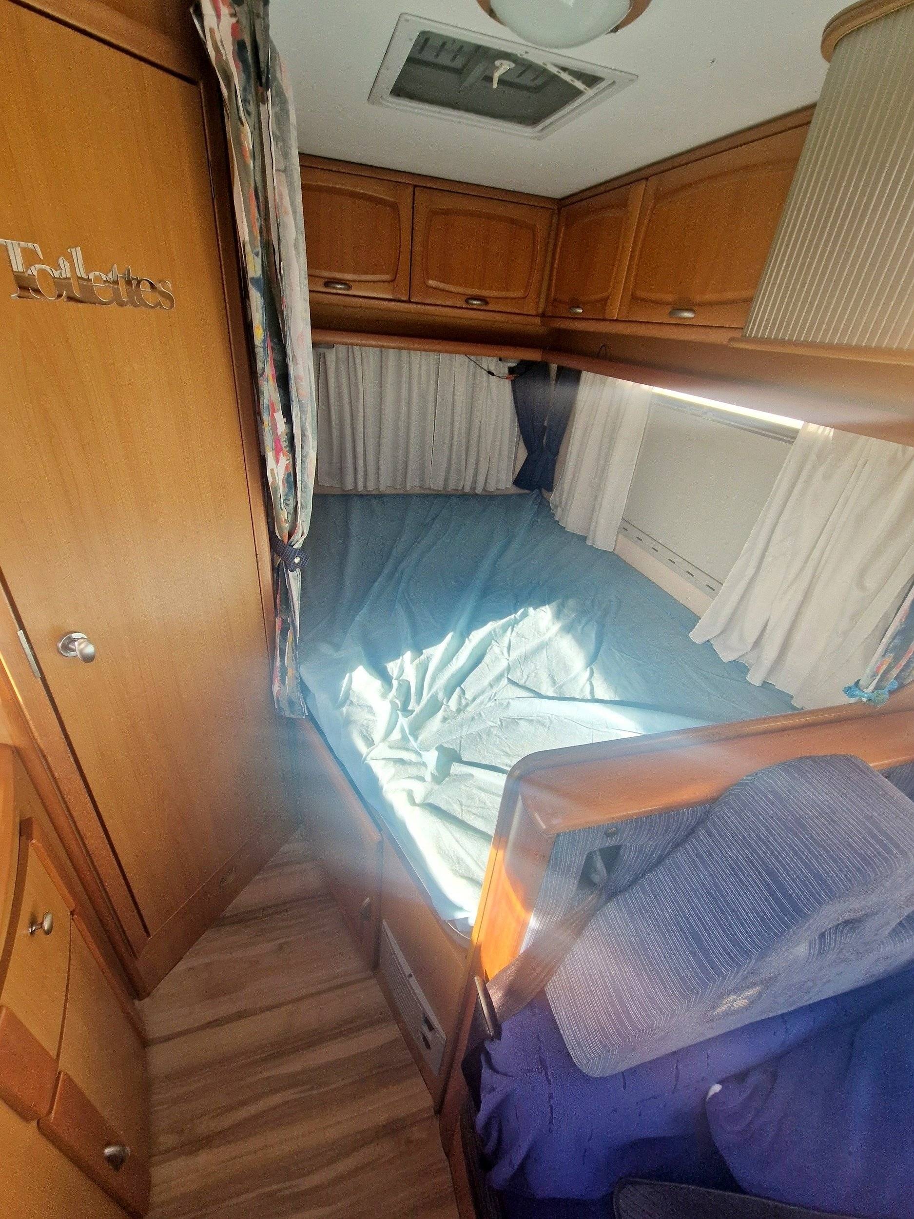 Dormidas Fiat Ducato 2.8 jtd - Yescapa