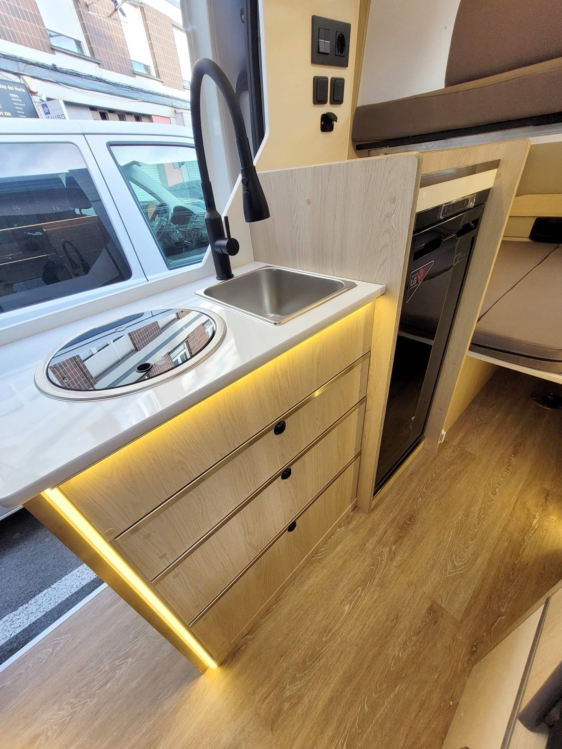 Kitchen Fiat - Yescapa