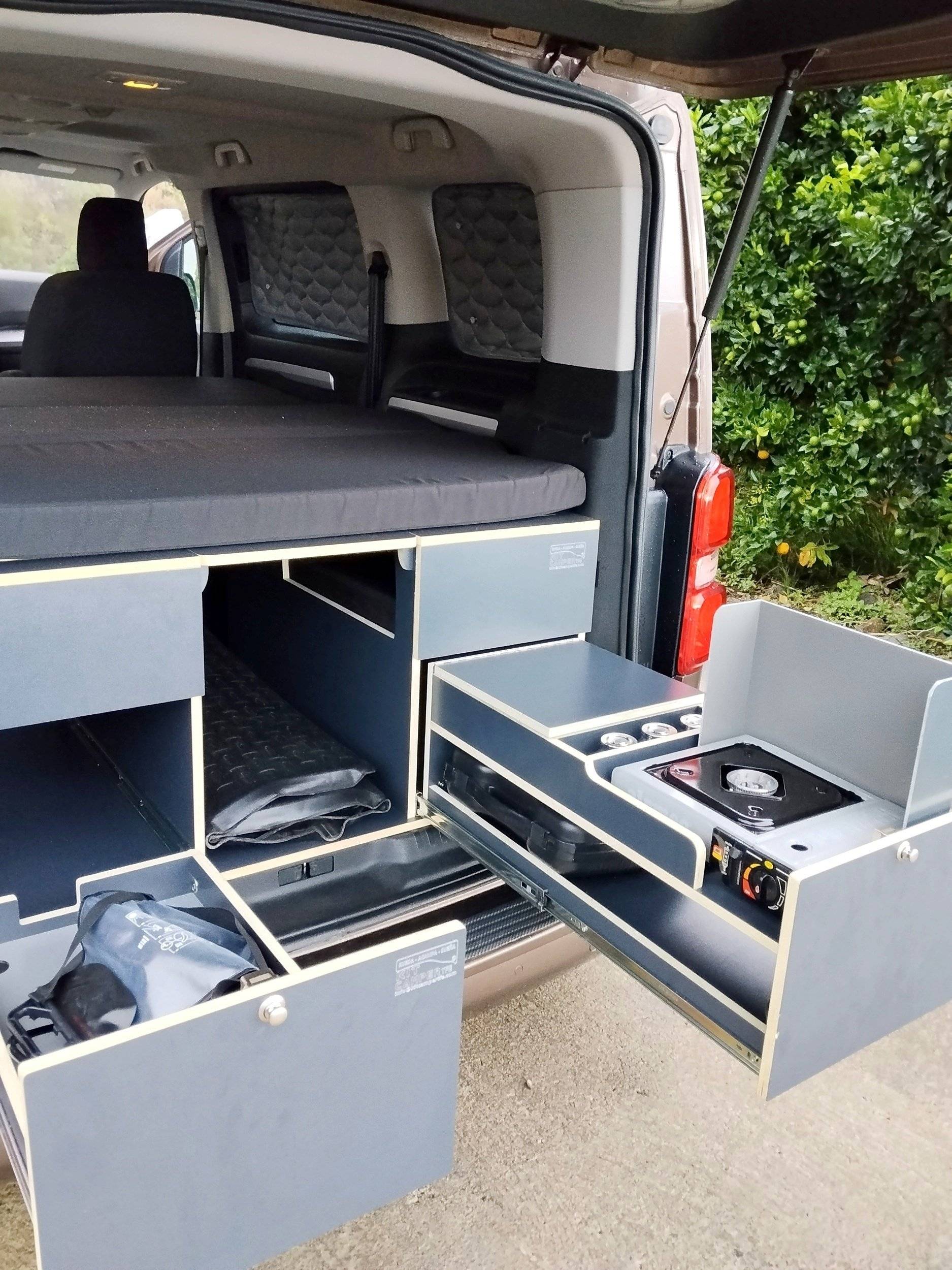 Furgoneta camper 
