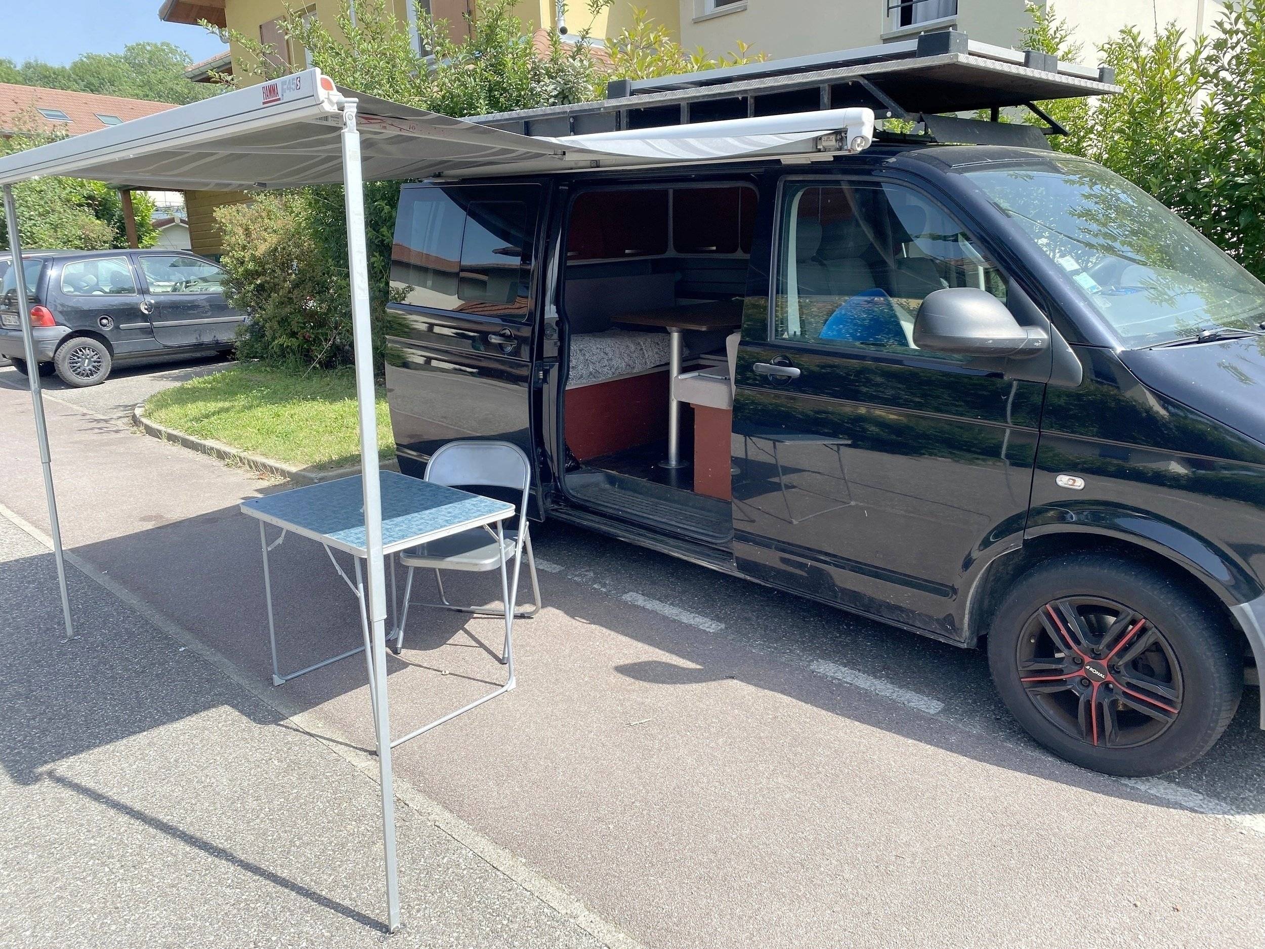 A Volkswagen Transporter