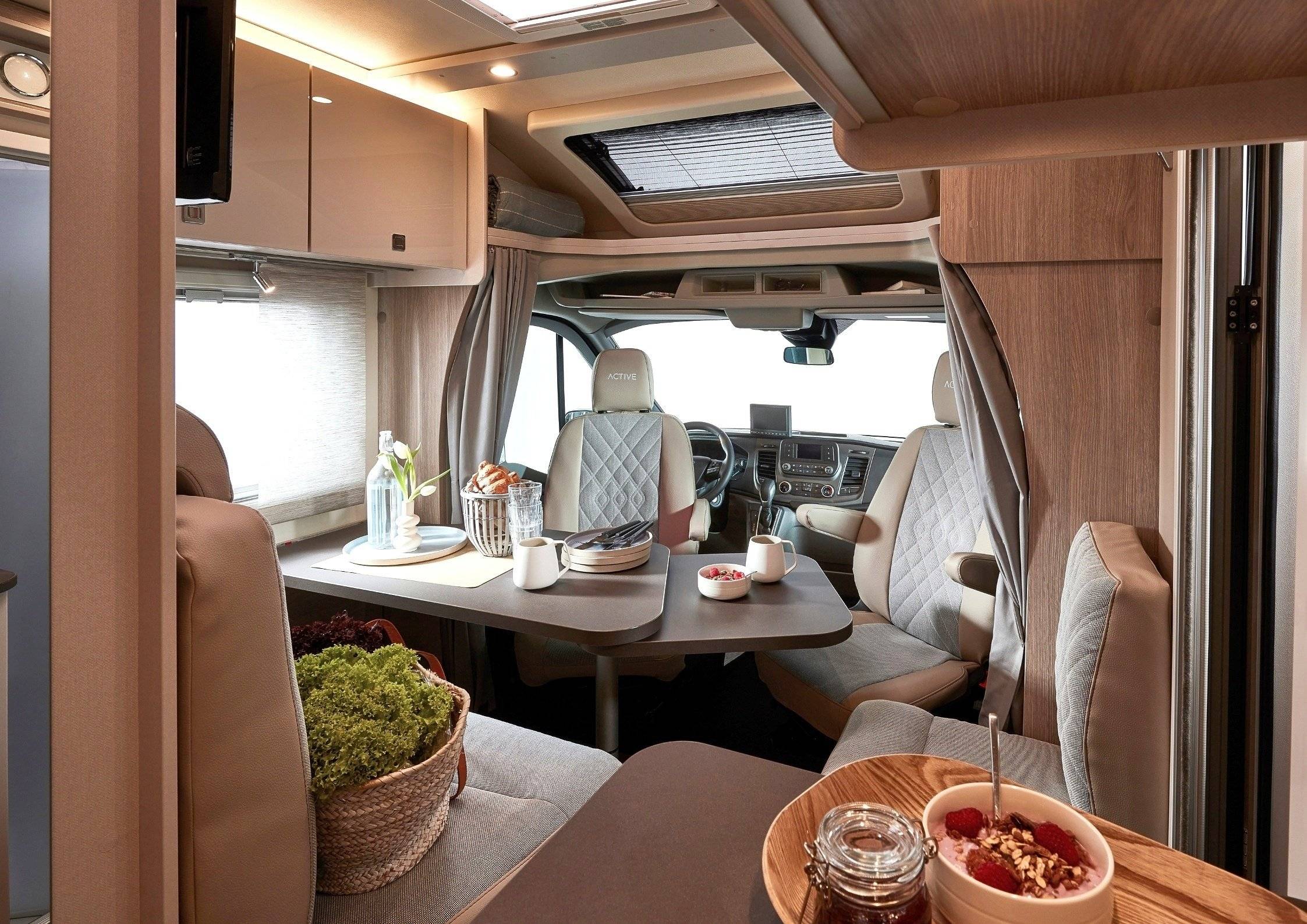 Bürstner Linéo T690