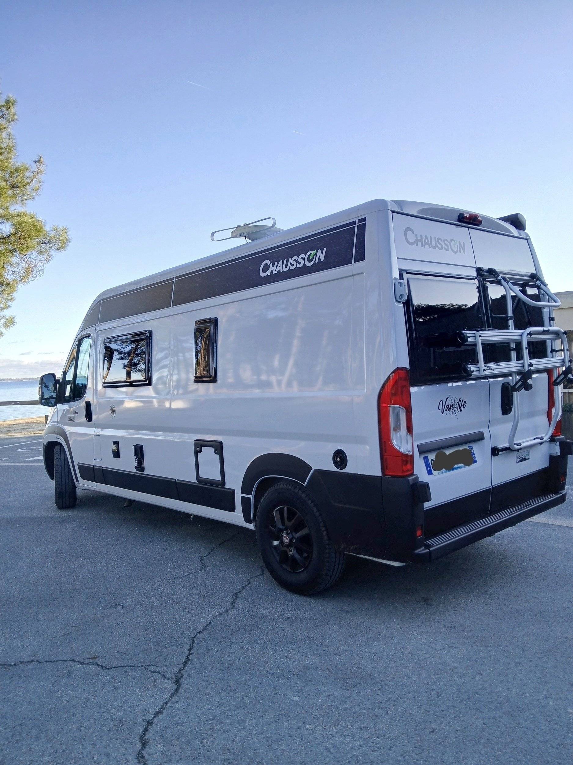 Chausson V594 MAX ROADLINE VIP