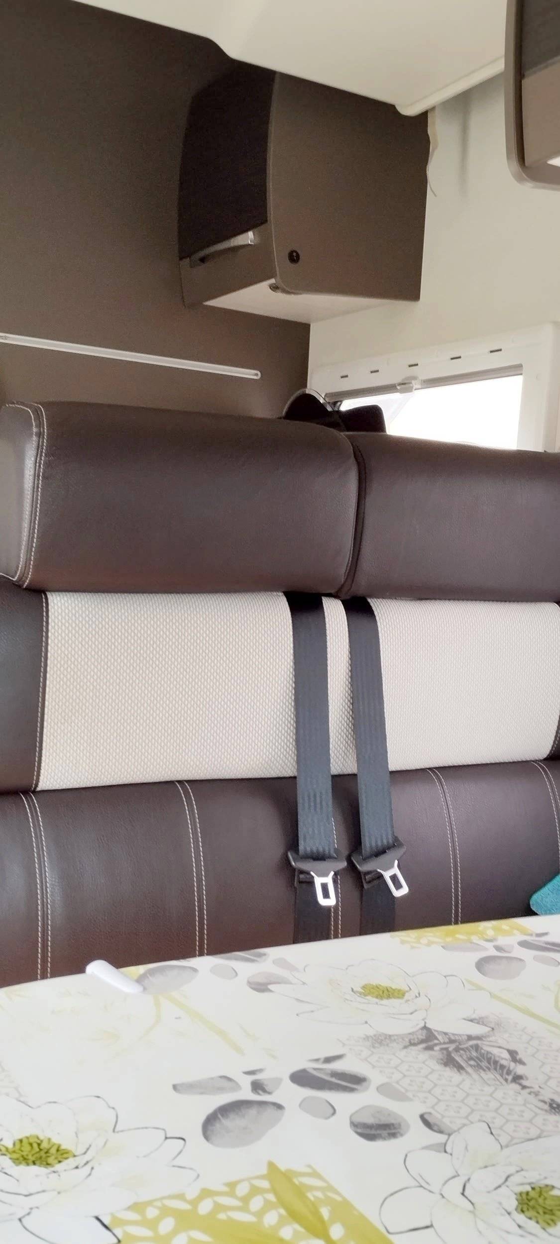 Ford Transit 2,0 l 170 ch