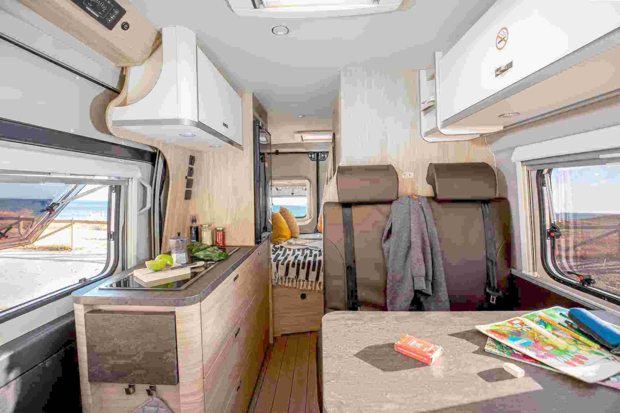 Autre Eu Active Bunk 4 Auto Base Eu Active Bunk 4 Auto Base - Yescapa