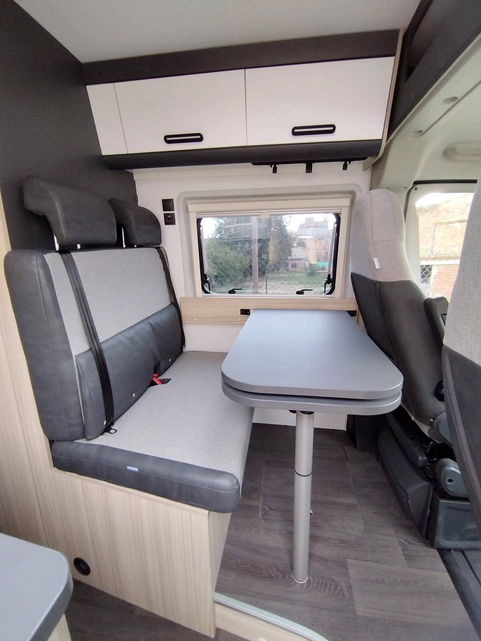 Sun Living V60 SP Family