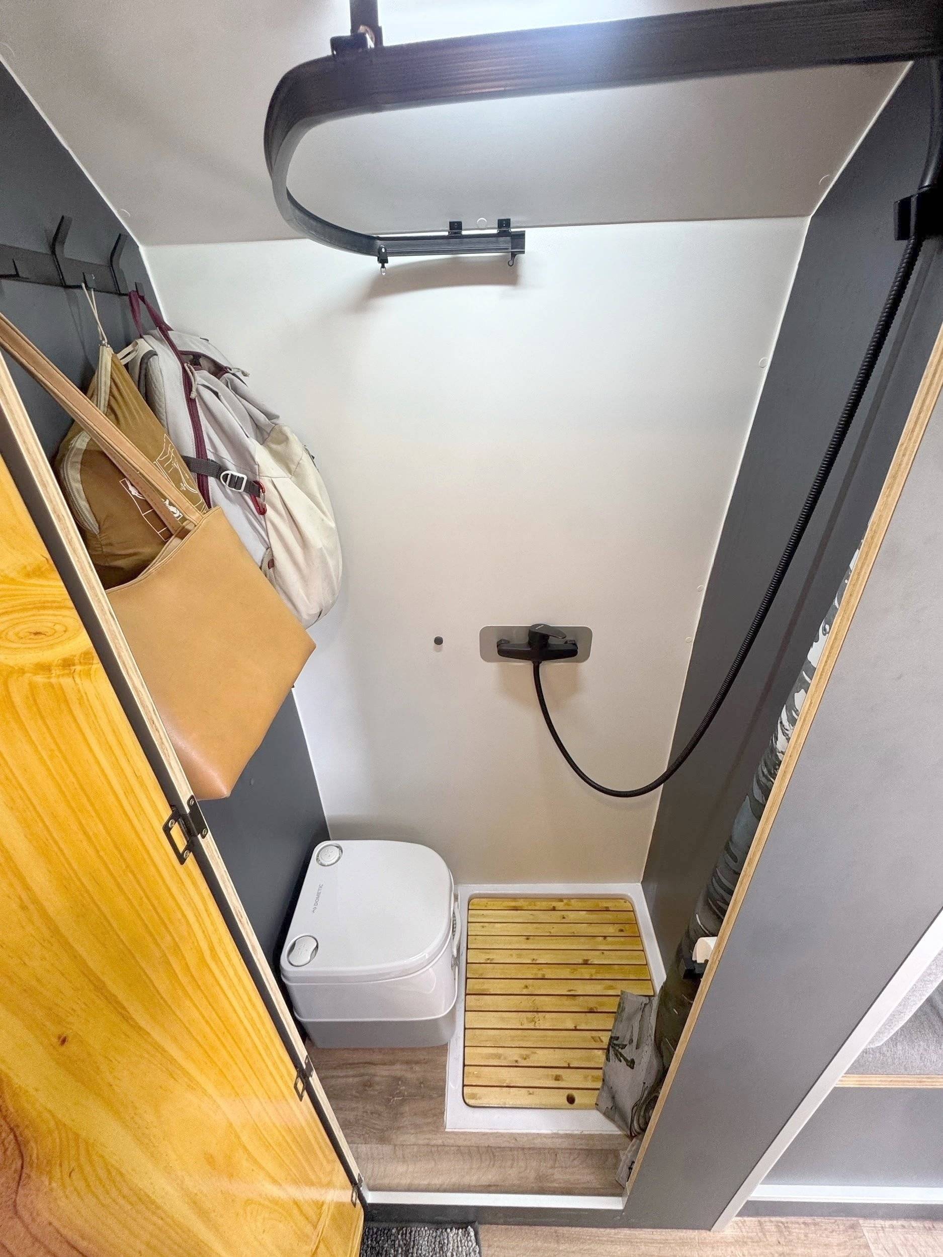 Camper Track 2,3 l 130 ch