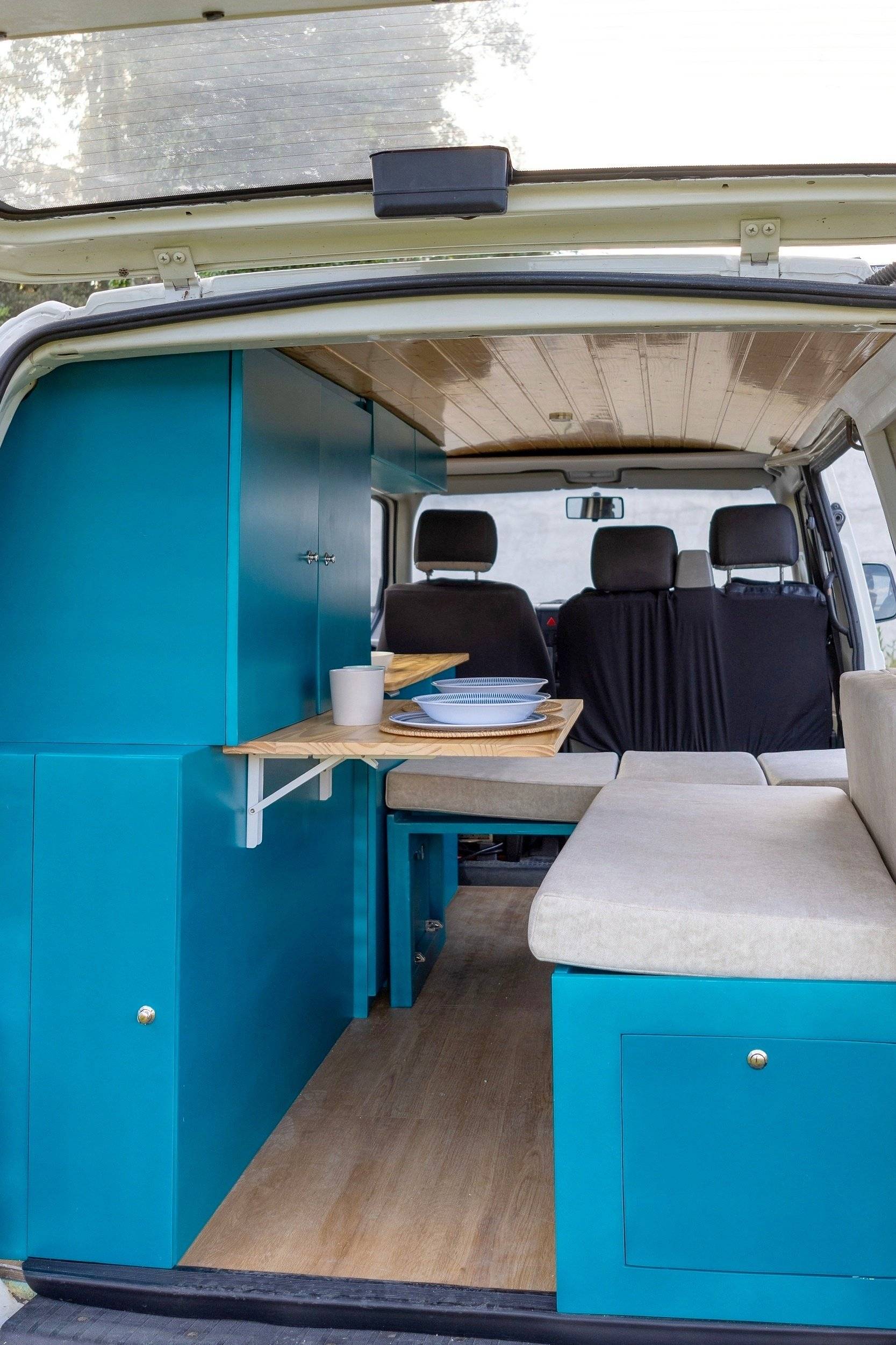 VanCowork Transporter T4 Multivan