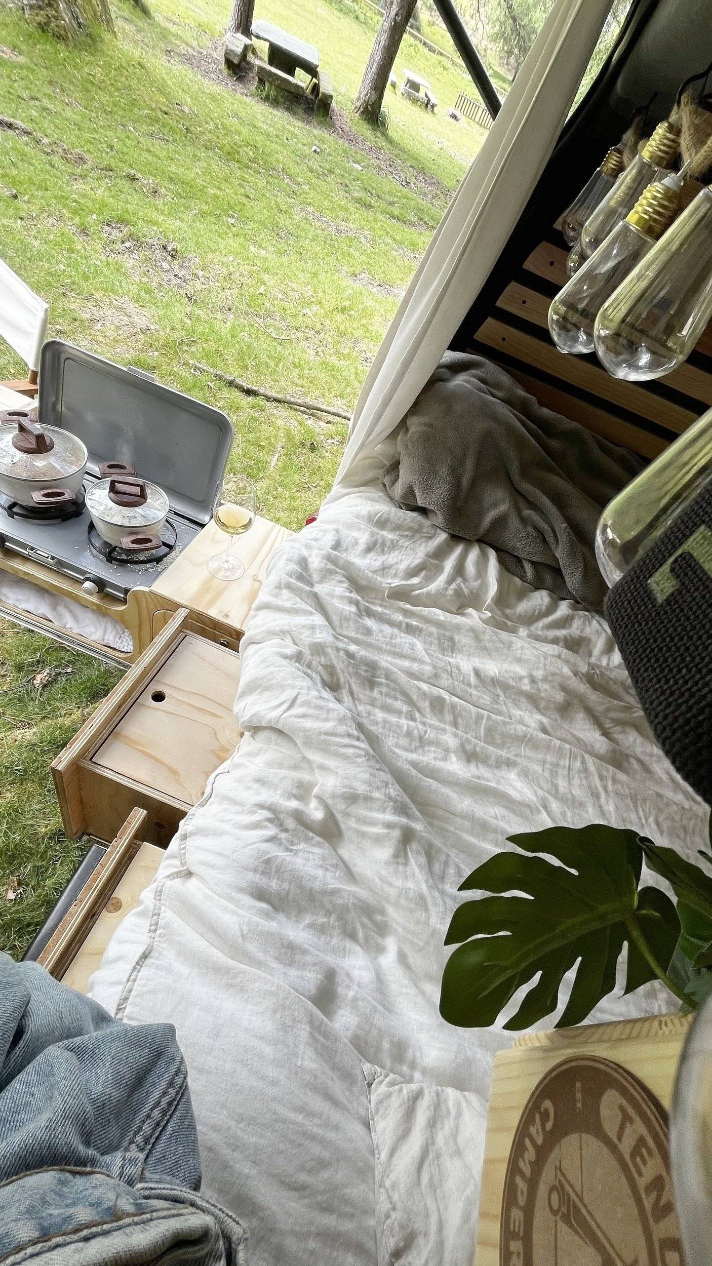 Alpes Camping-Car Transporter T4 2.4D